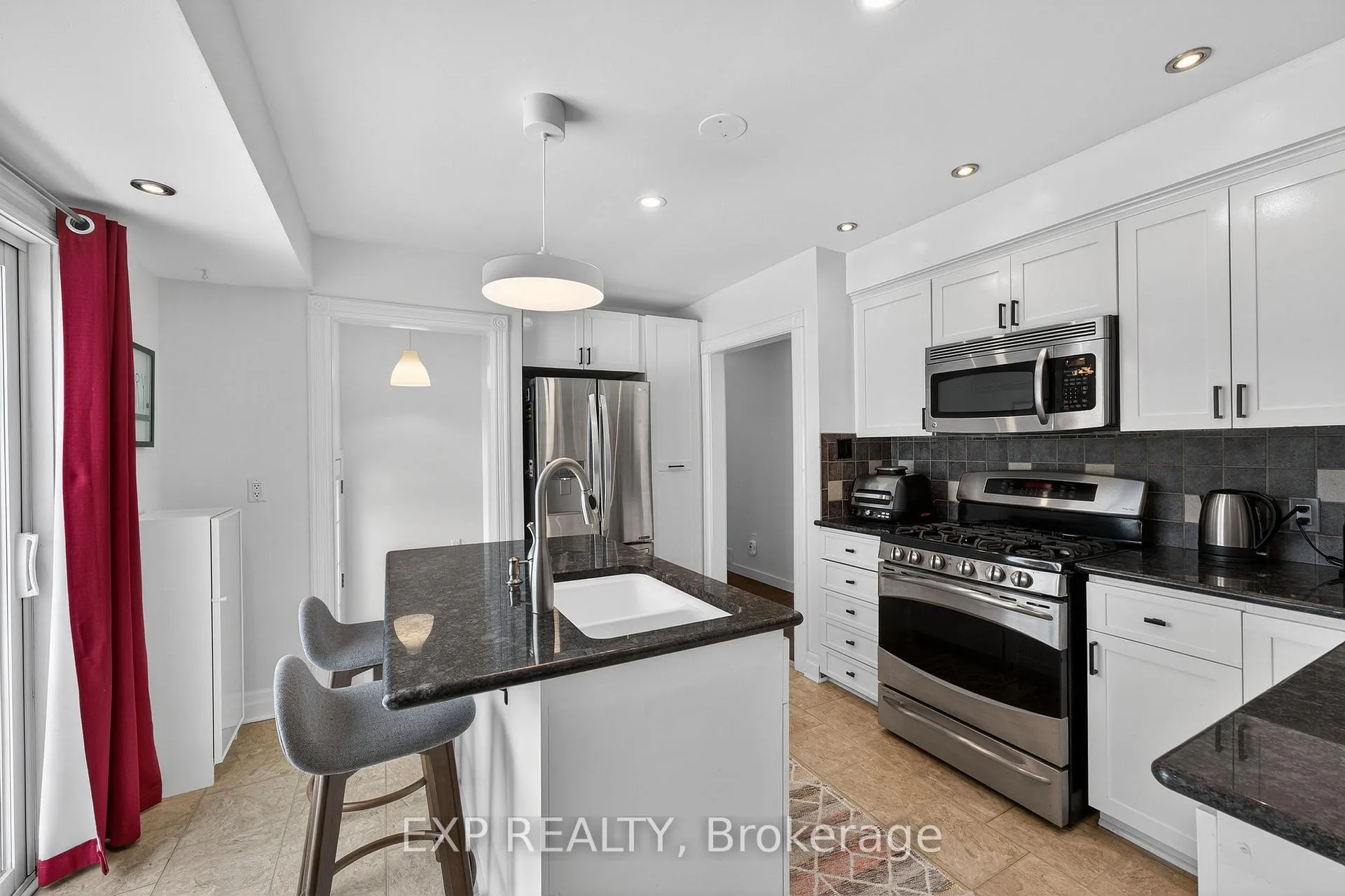 Photo 9 of 11 Hampstead Heath, Kingston, West of Sir John A. Blvd — HOMEH