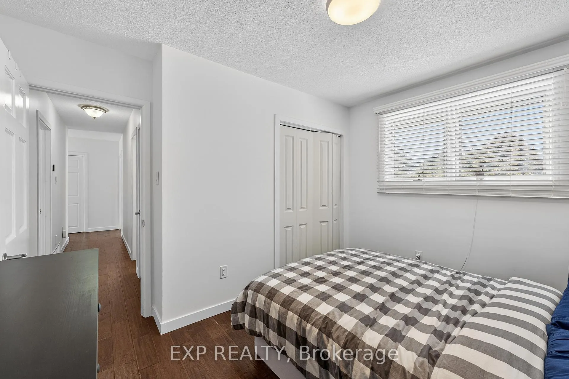 Photo 16 of 11 Hampstead Heath, Kingston, West of Sir John A. Blvd — HOMEH