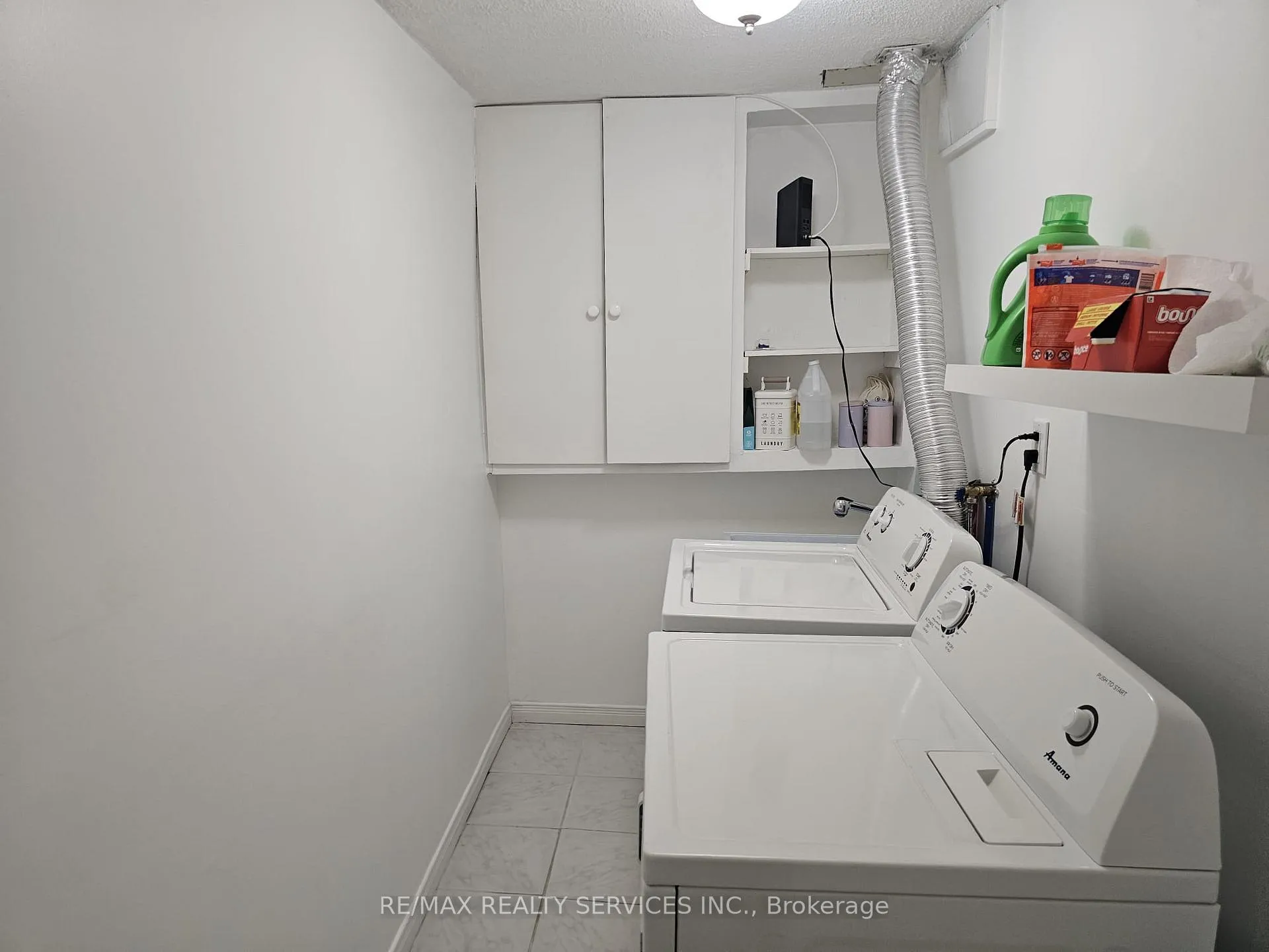 Photo 9 of Unit Lower, 21 Wayne Nicol Drive, Brampton, Northwood Park — HOMEH