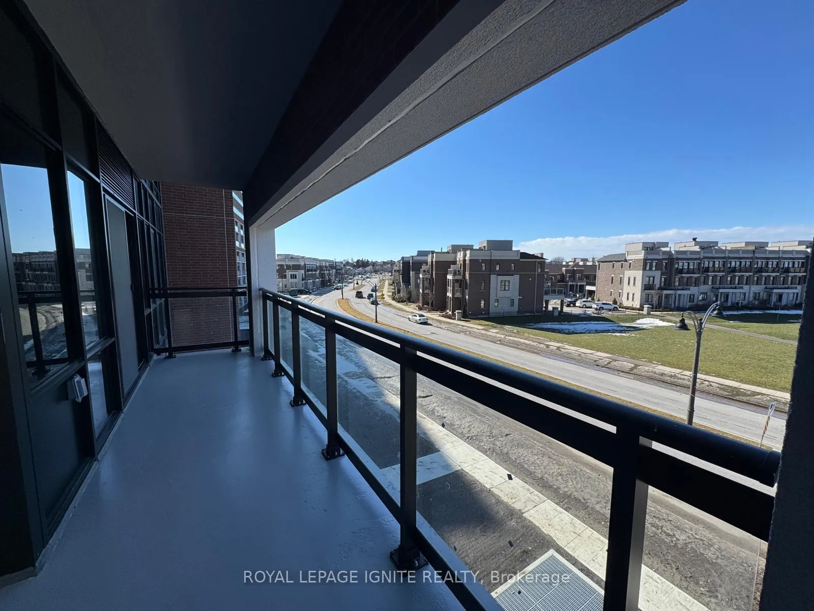 Photo 7 of Unit 307, 51 Clarington Boulevard, Clarington, Bowmanville — HOMEH