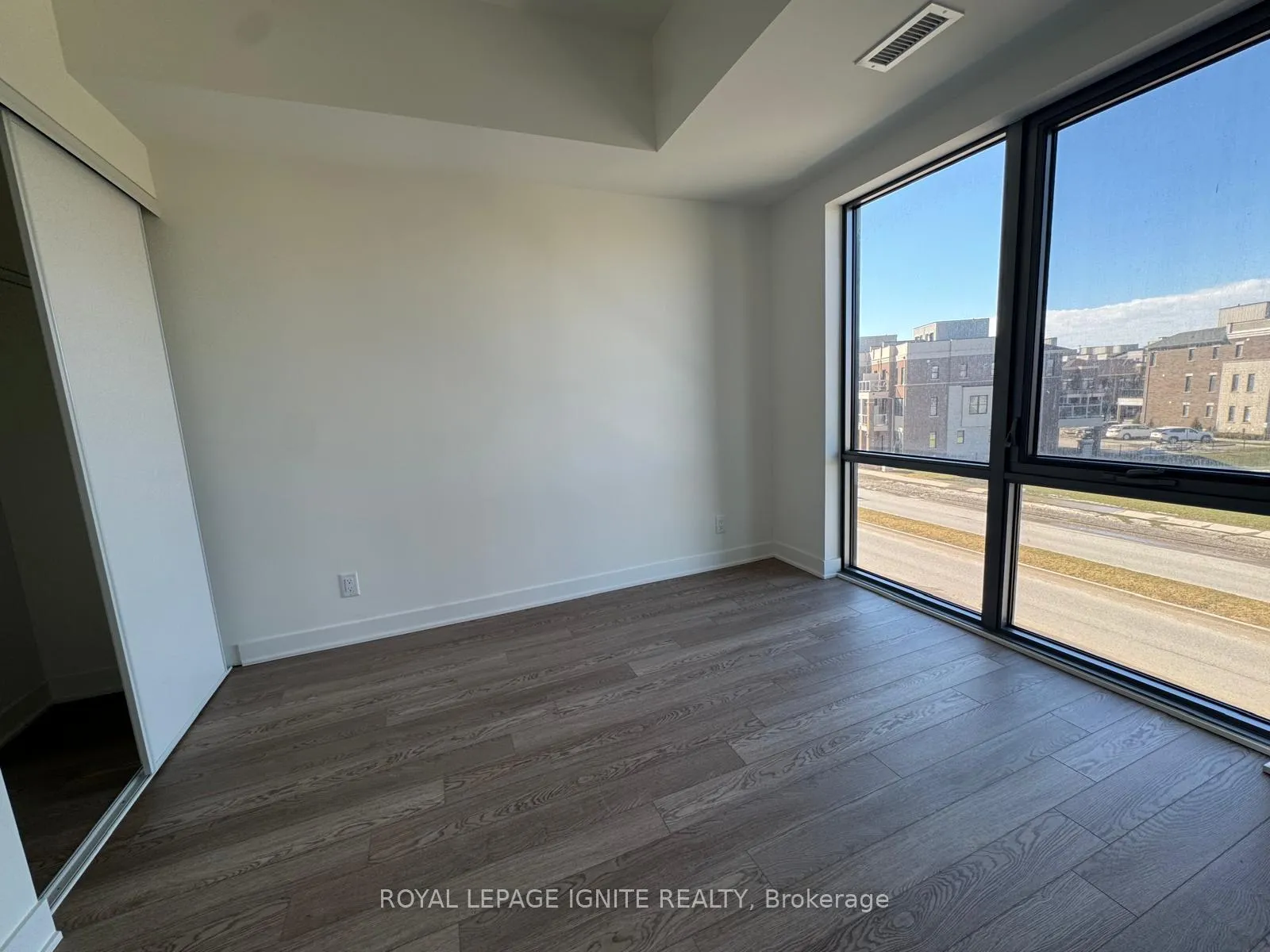 Photo 11 of Unit 307, 51 Clarington Boulevard, Clarington, Bowmanville — HOMEH