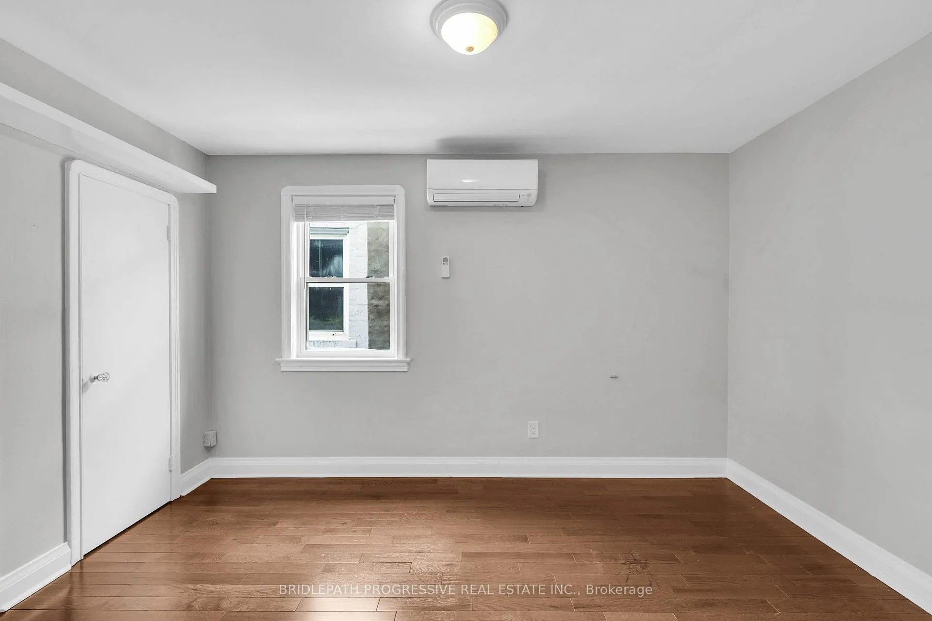 Photo 9 of Unit A, 1898 Avenue Road, Toronto, Bedford Park-Nortown — HOMEH