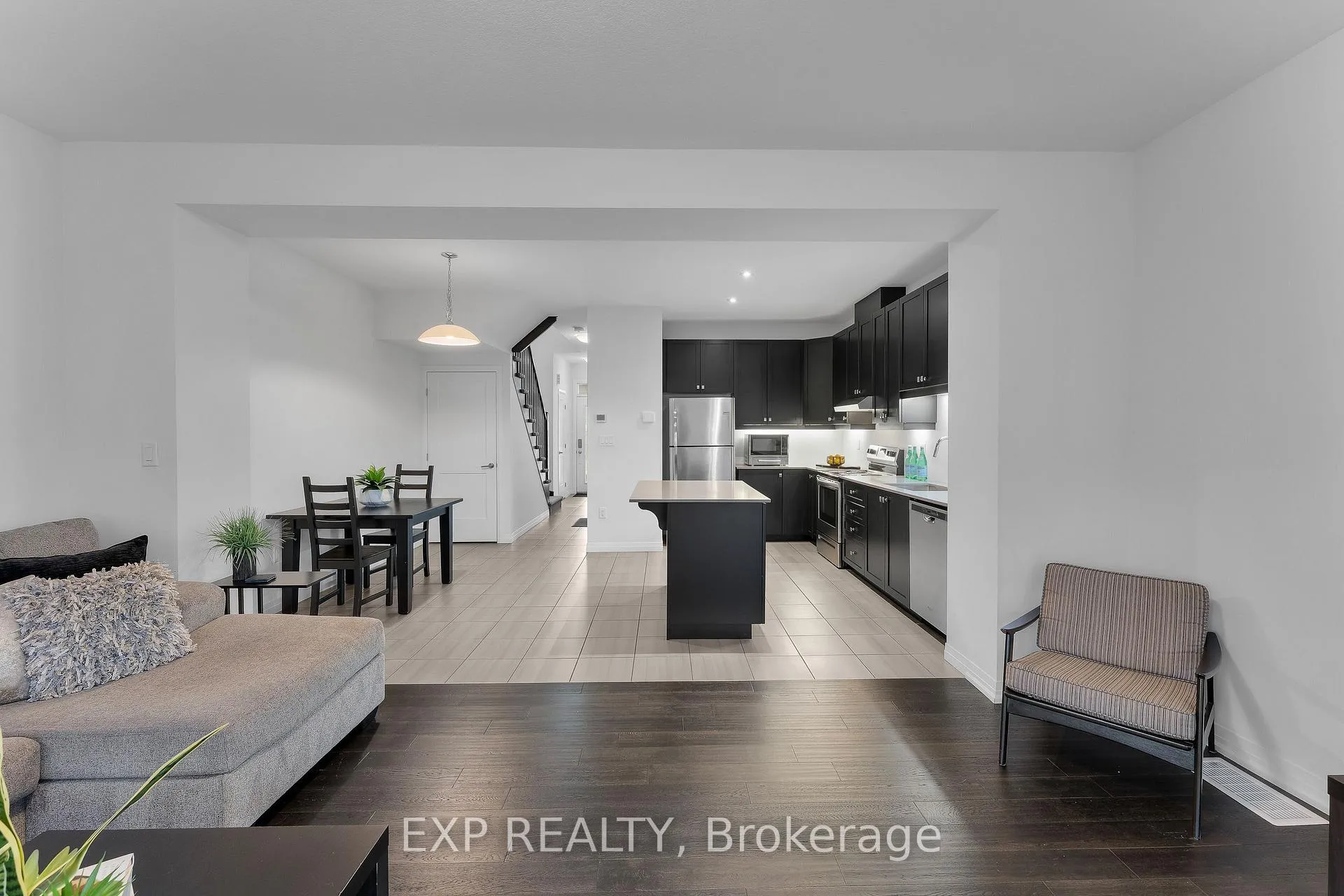 Photo 15 of 3998 Crown Street, Lincoln, Beamsville — HOMEH