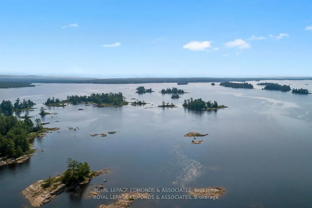 Photo 6 of Wabewawa Island, Petawawa — HOMEH