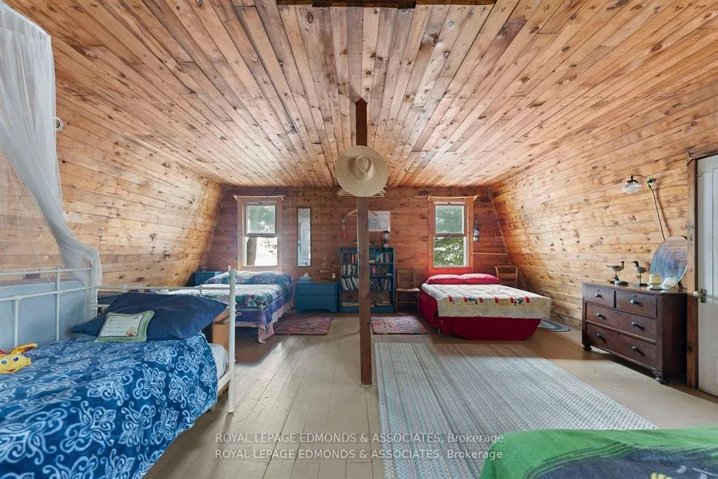 Photo 17 of Wabewawa Island, Petawawa — HOMEH