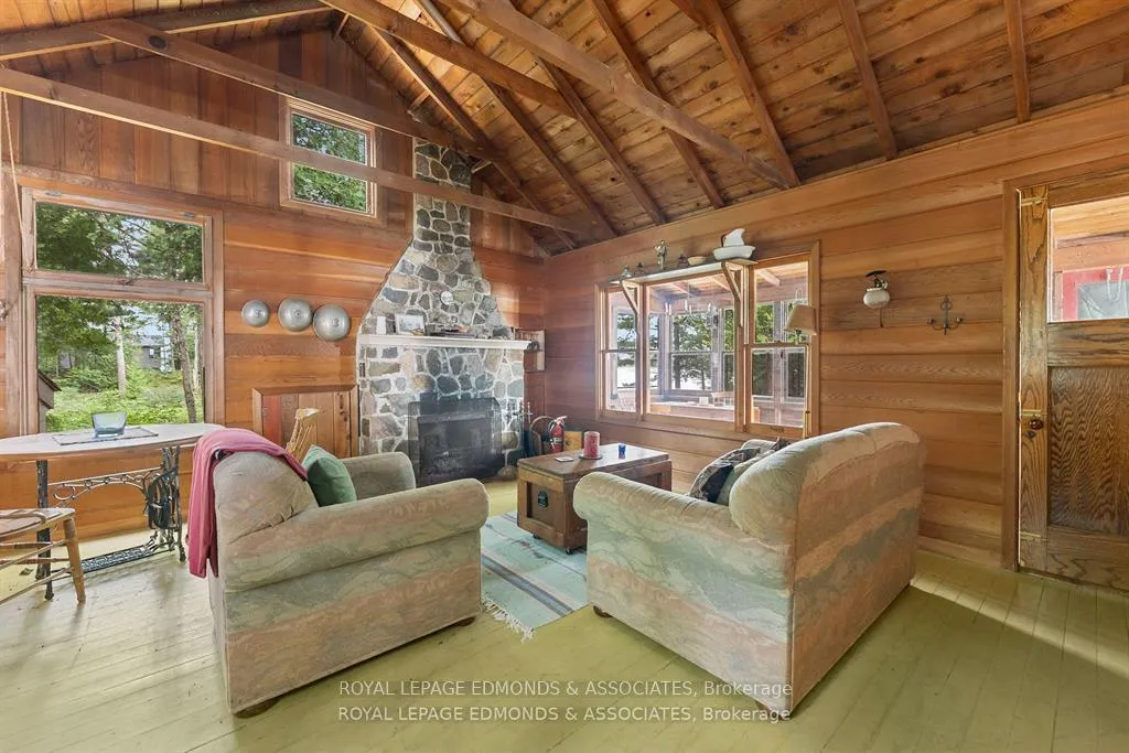 Photo 25 of Wabewawa Island, Petawawa — HOMEH
