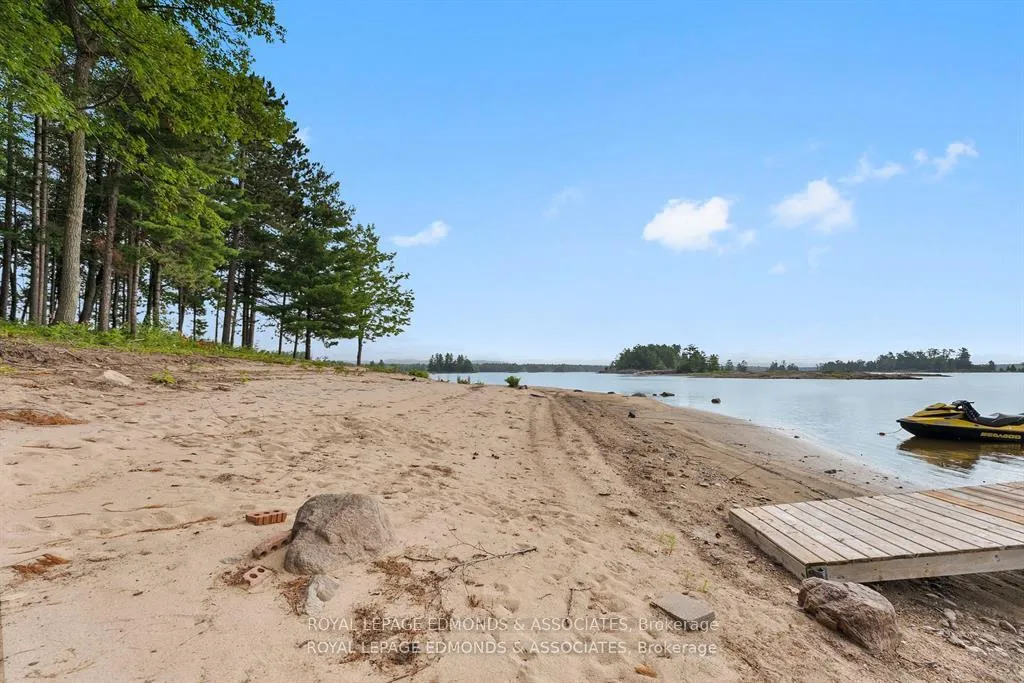 Photo 40 of Wabewawa Island, Petawawa — HOMEH