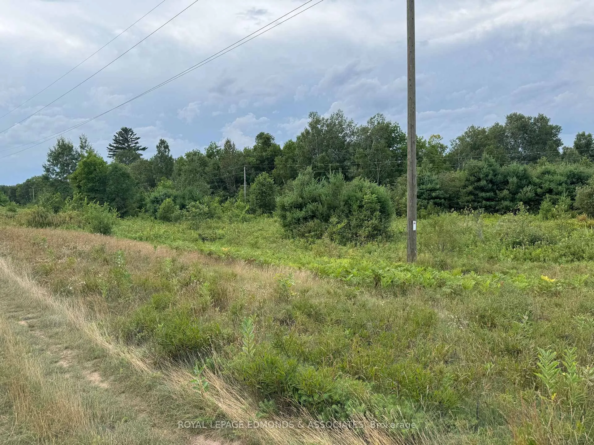 Photo 5 of Black Bay Road, Petawawa — HOMEH
