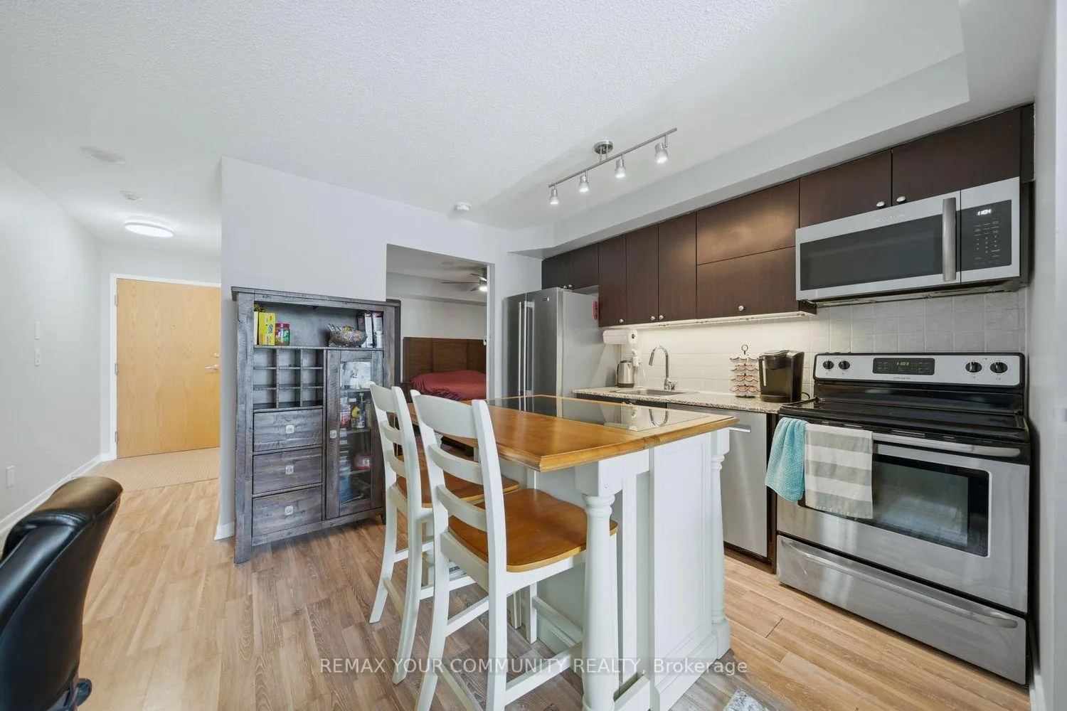 Photo 12 of Unit 1526, 38 Joe Shuster Way, Toronto, South Parkdale — HOMEH