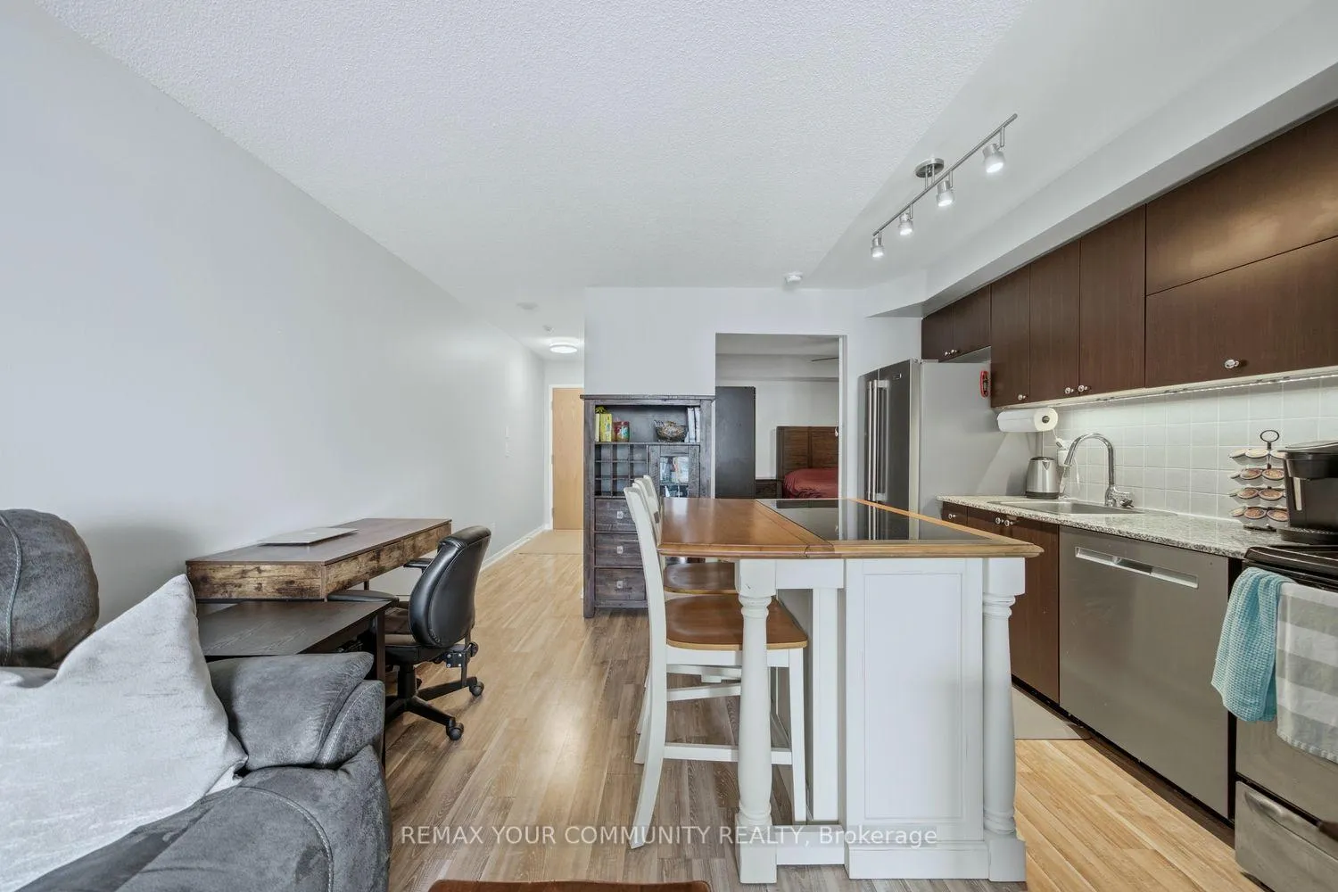 Photo 13 of Unit 1526, 38 Joe Shuster Way, Toronto, South Parkdale — HOMEH