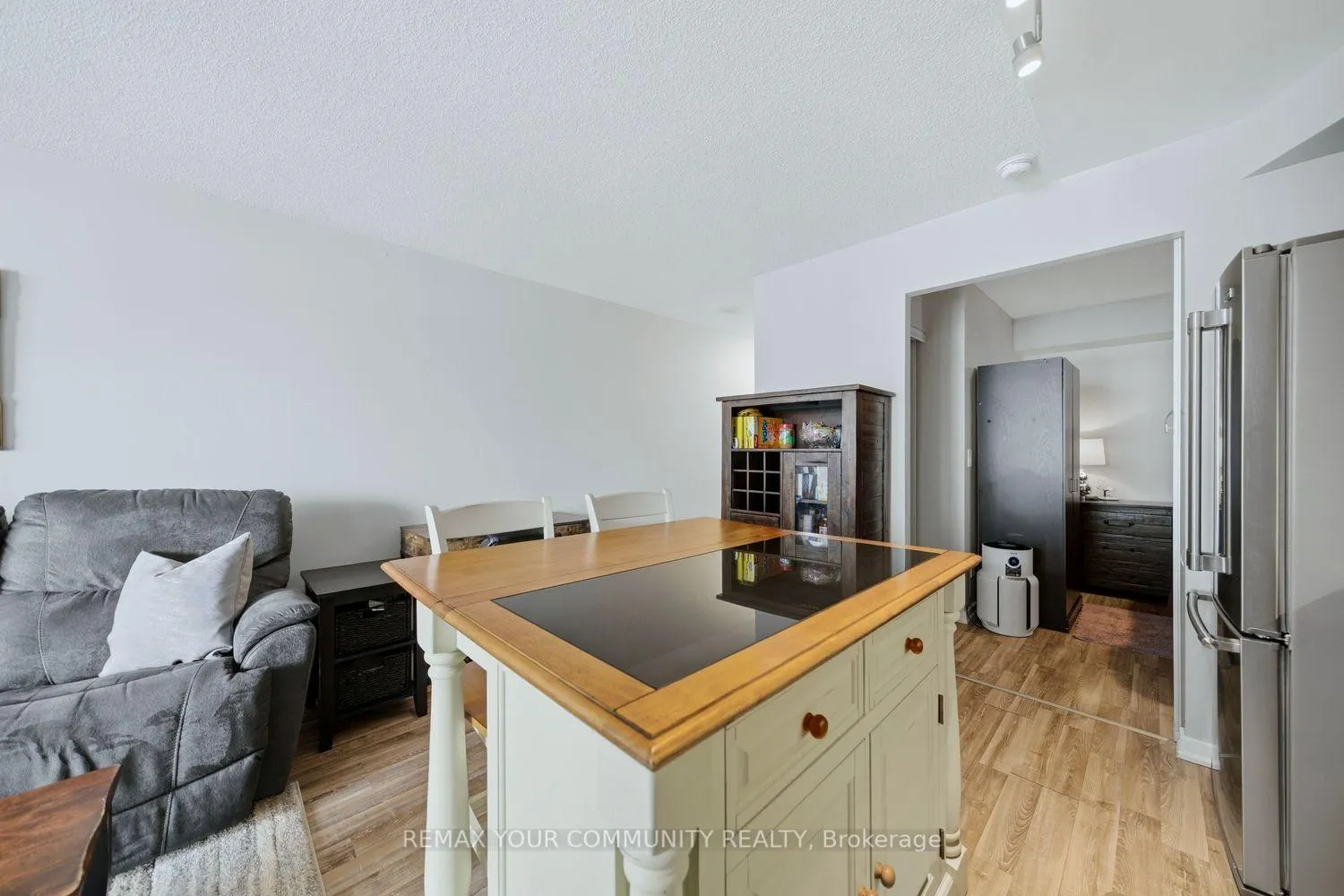 Photo 14 of Unit 1526, 38 Joe Shuster Way, Toronto, South Parkdale — HOMEH