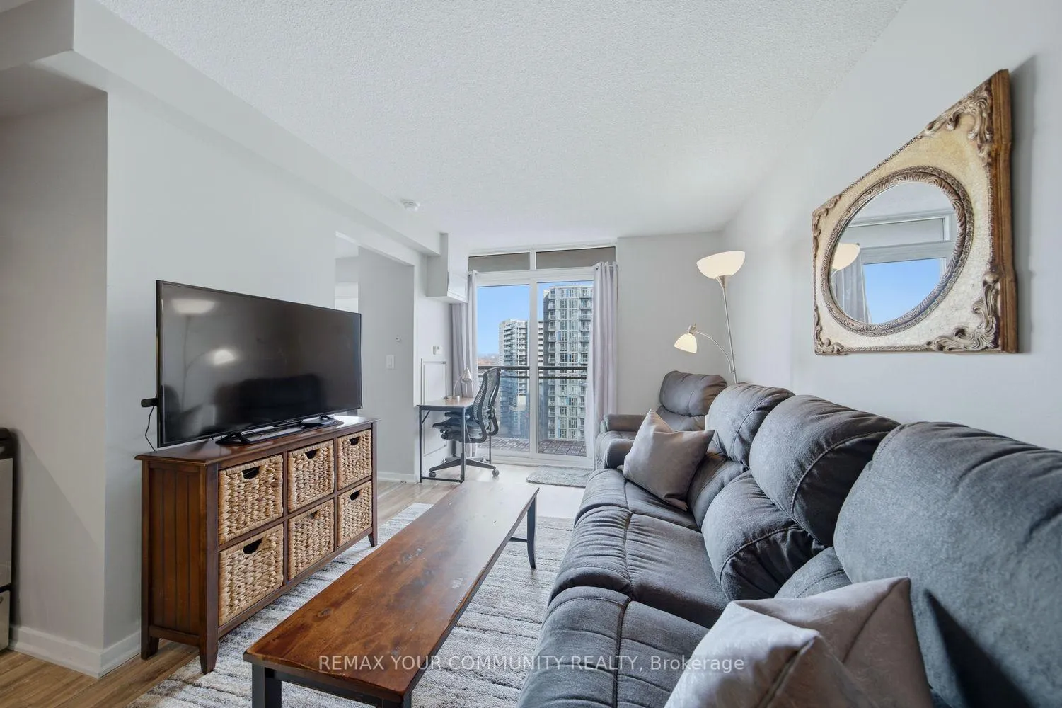 Photo 17 of Unit 1526, 38 Joe Shuster Way, Toronto, South Parkdale — HOMEH