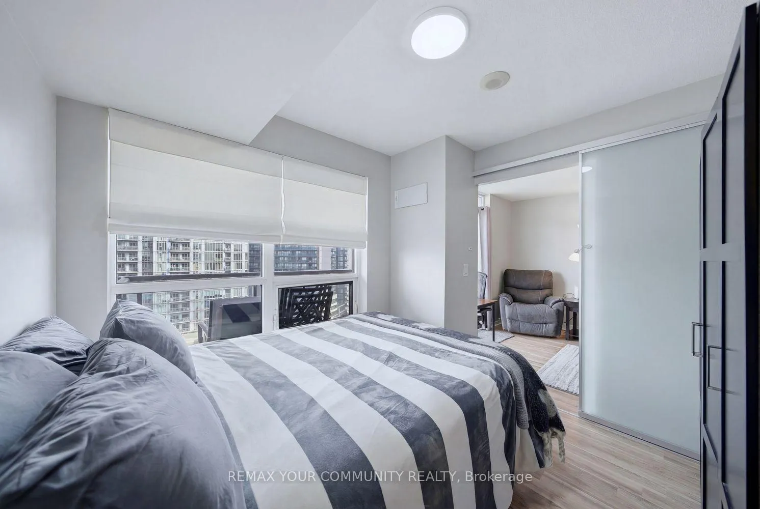 Photo 23 of Unit 1526, 38 Joe Shuster Way, Toronto, South Parkdale — HOMEH