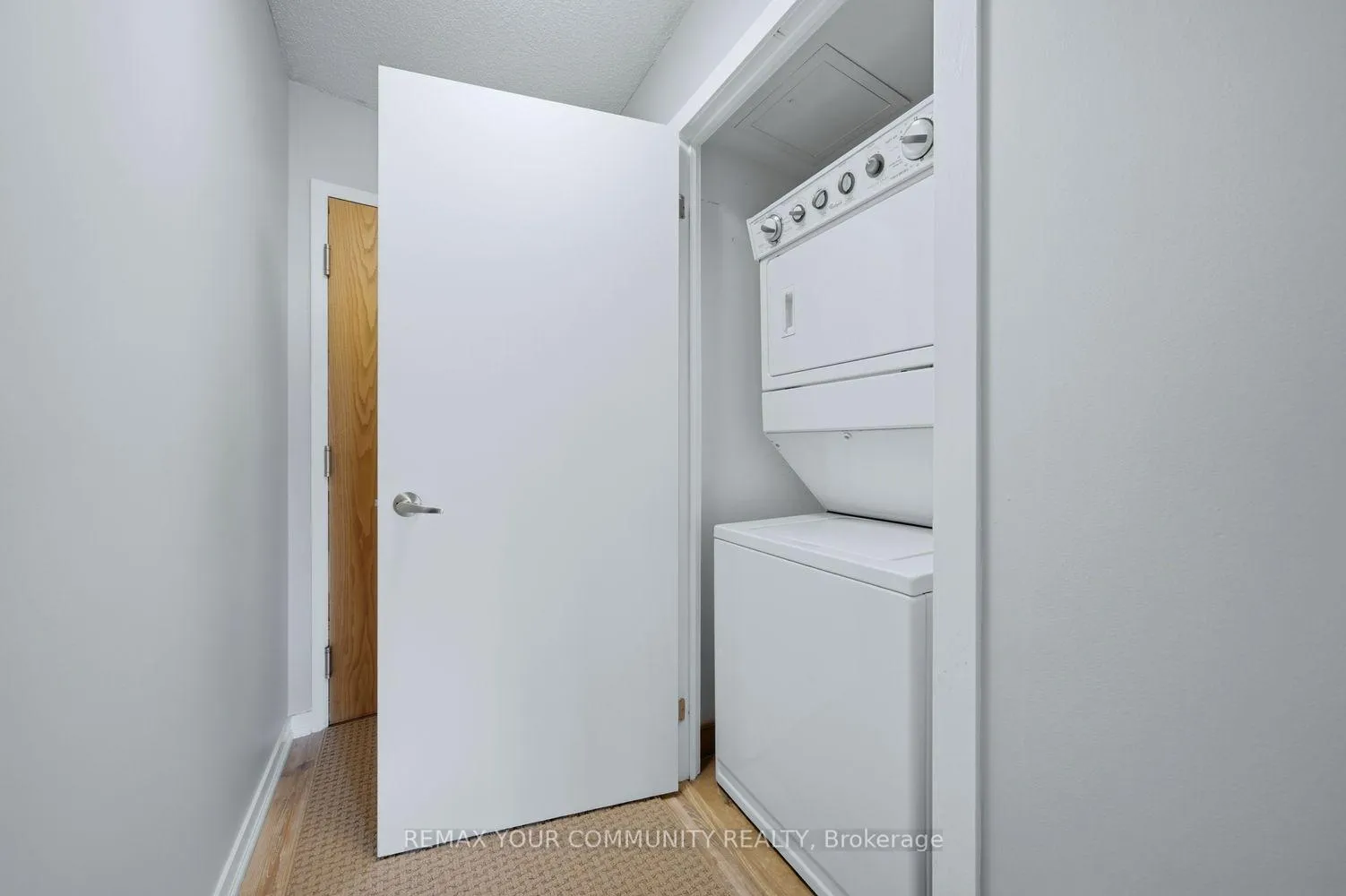 Photo 31 of Unit 1526, 38 Joe Shuster Way, Toronto, South Parkdale — HOMEH