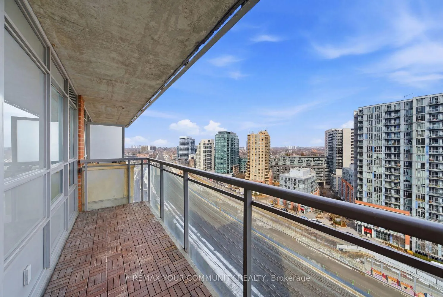 Photo 33 of Unit 1526, 38 Joe Shuster Way, Toronto, South Parkdale — HOMEH