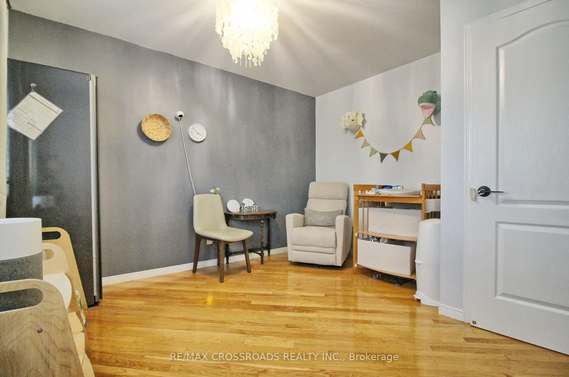 Photo 16 of 20 Brick Court, Toronto, Greenwood-Coxwell — HOMEH