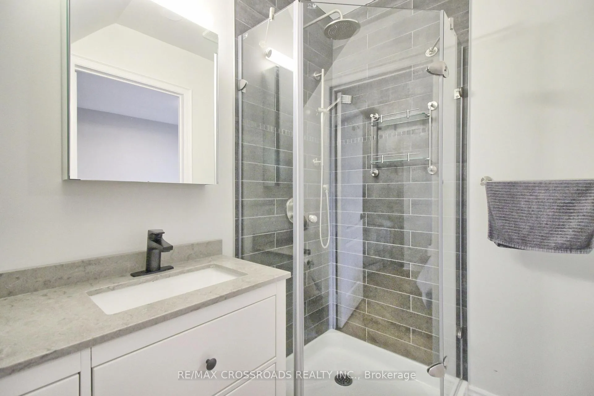 Photo 21 of 20 Brick Court, Toronto, Greenwood-Coxwell — HOMEH