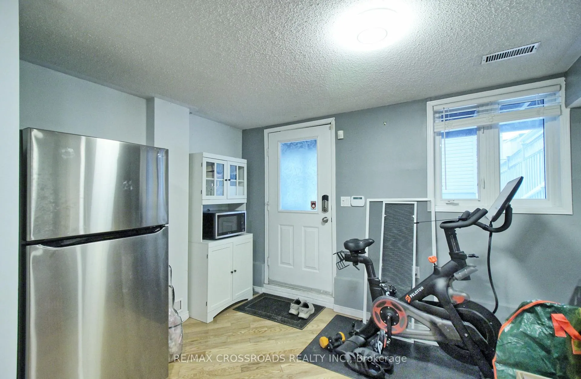 Photo 25 of 20 Brick Court, Toronto, Greenwood-Coxwell — HOMEH