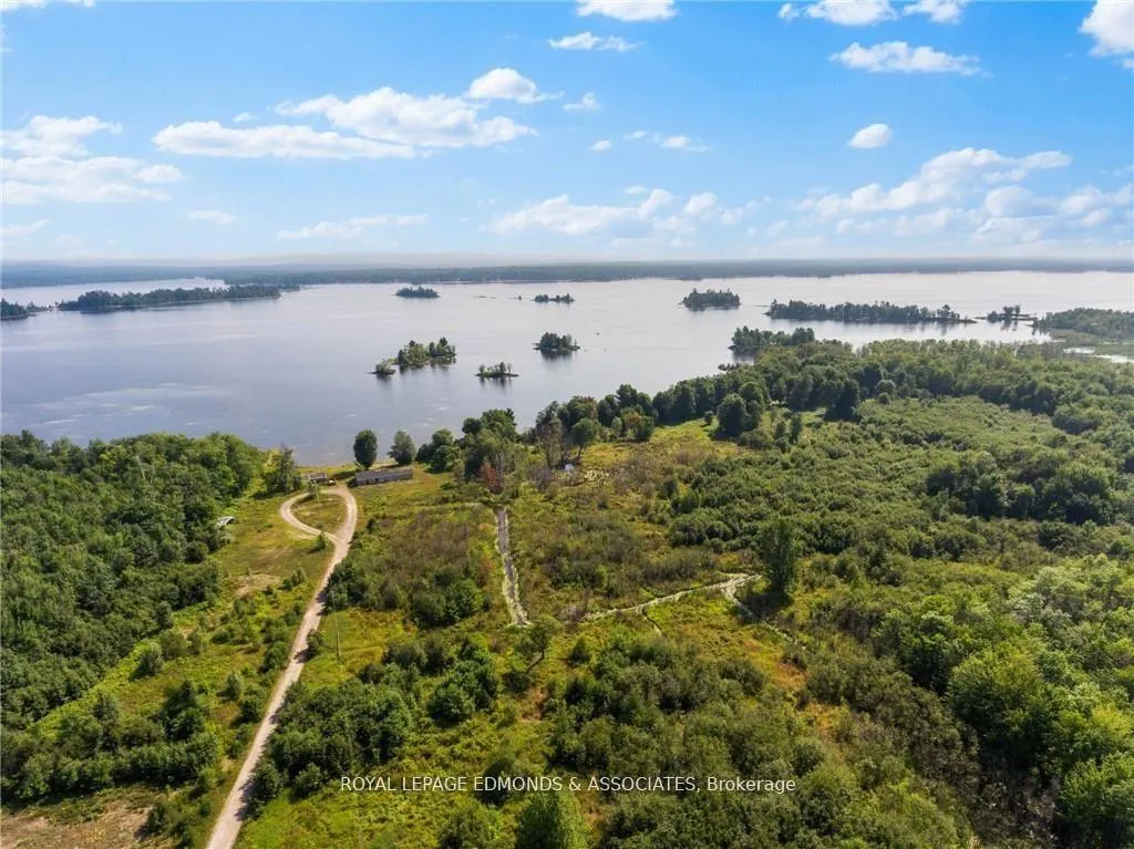 Photo 4 of 540 Abbie Lane, Petawawa — HOMEH