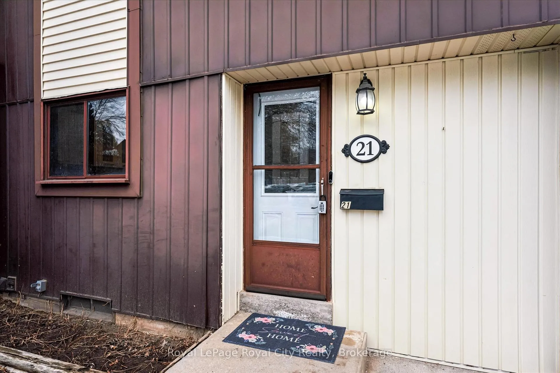 Photo 2 of Unit 21, 45 Marksam Road, Guelph, Willow West/Sugarbush/West Acres — HOMEH