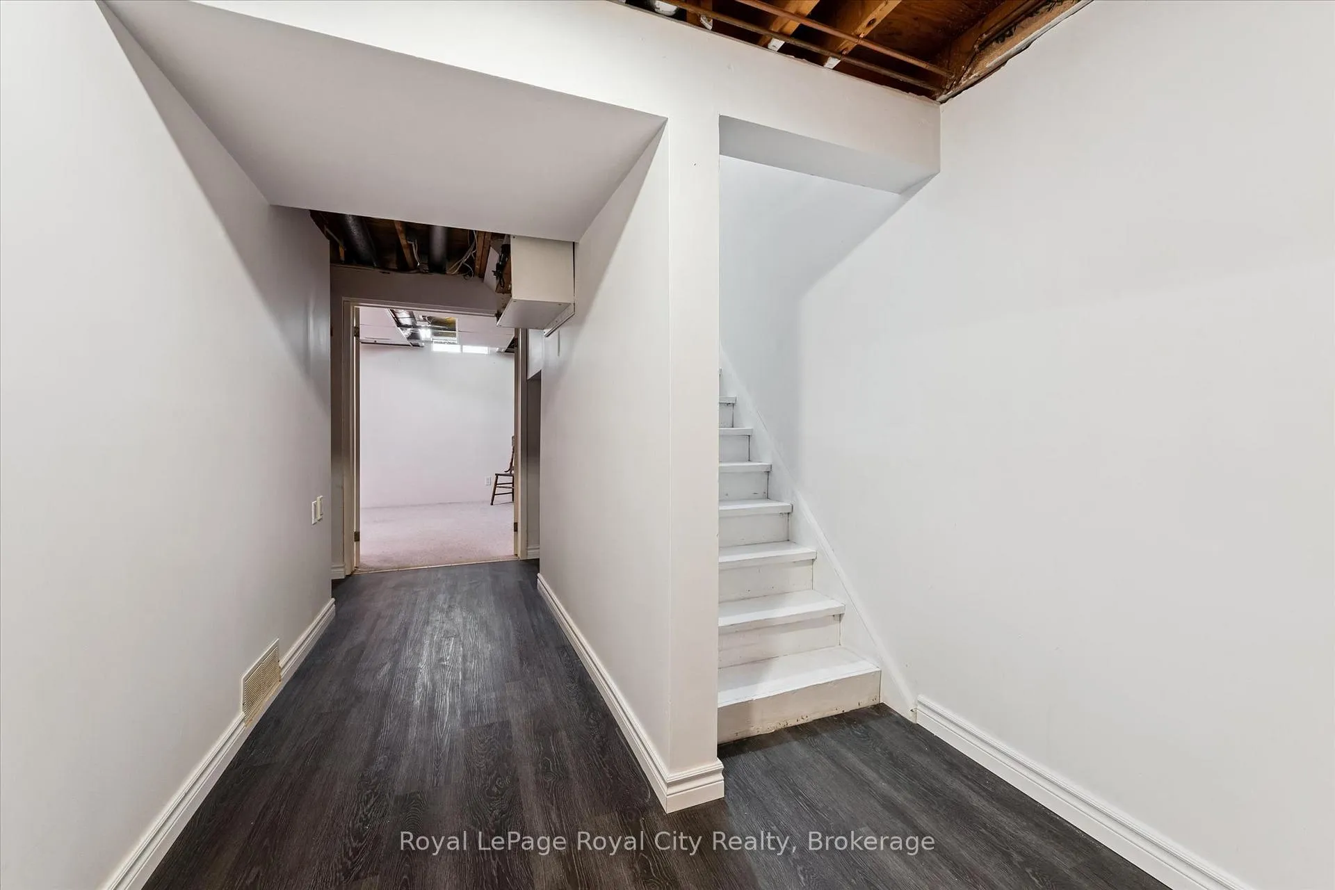 Photo 21 of Unit 21, 45 Marksam Road, Guelph, Willow West/Sugarbush/West Acres — HOMEH