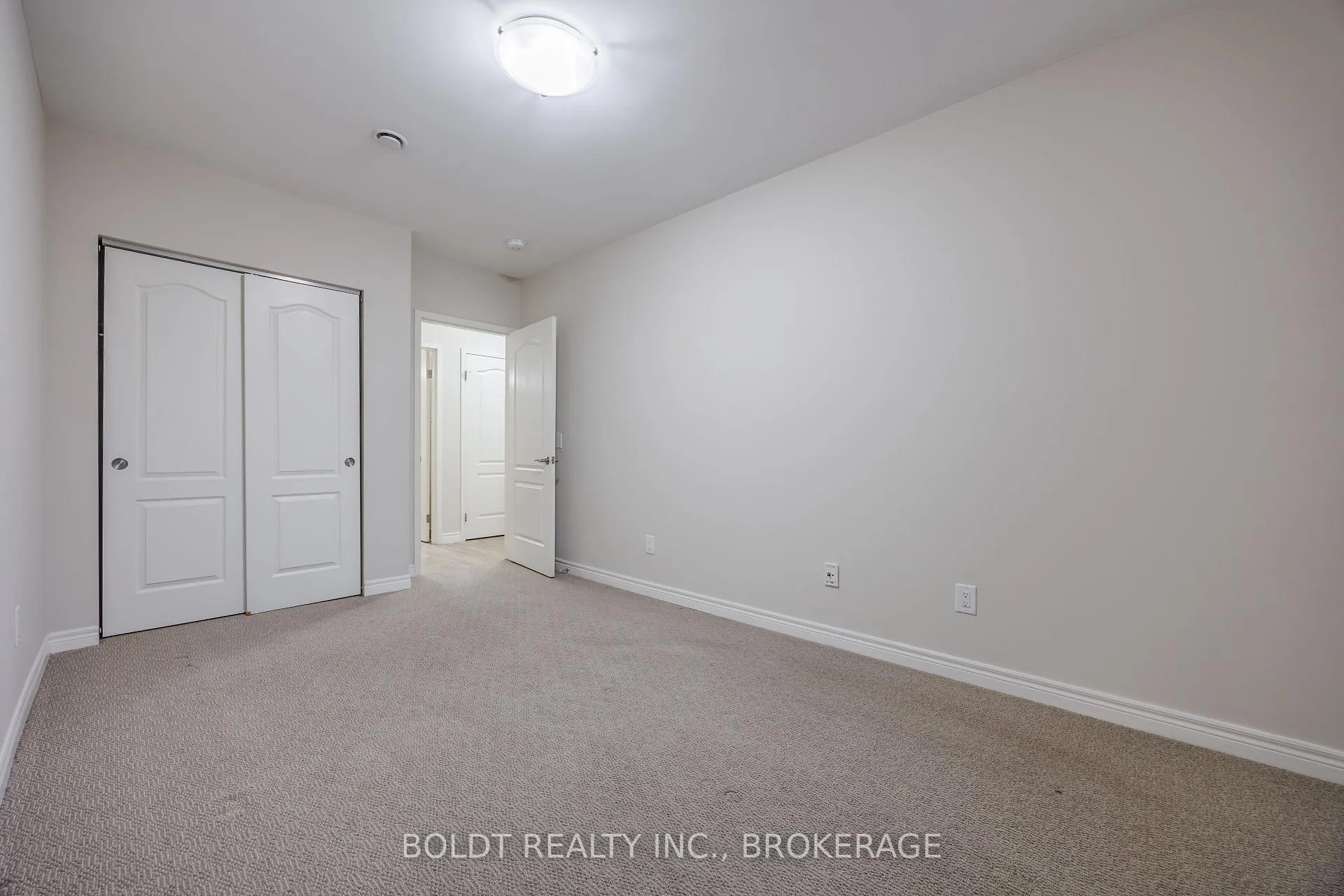 Photo 9 of Unit 304, 5837 Dunn Street, Niagara Falls, Dorchester — HOMEH
