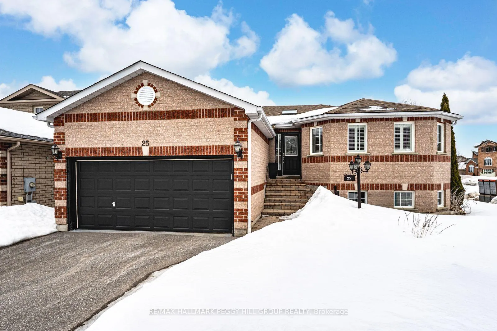 Photo 1 of 25 Kell Place, Barrie, Bayshore — HOMEH