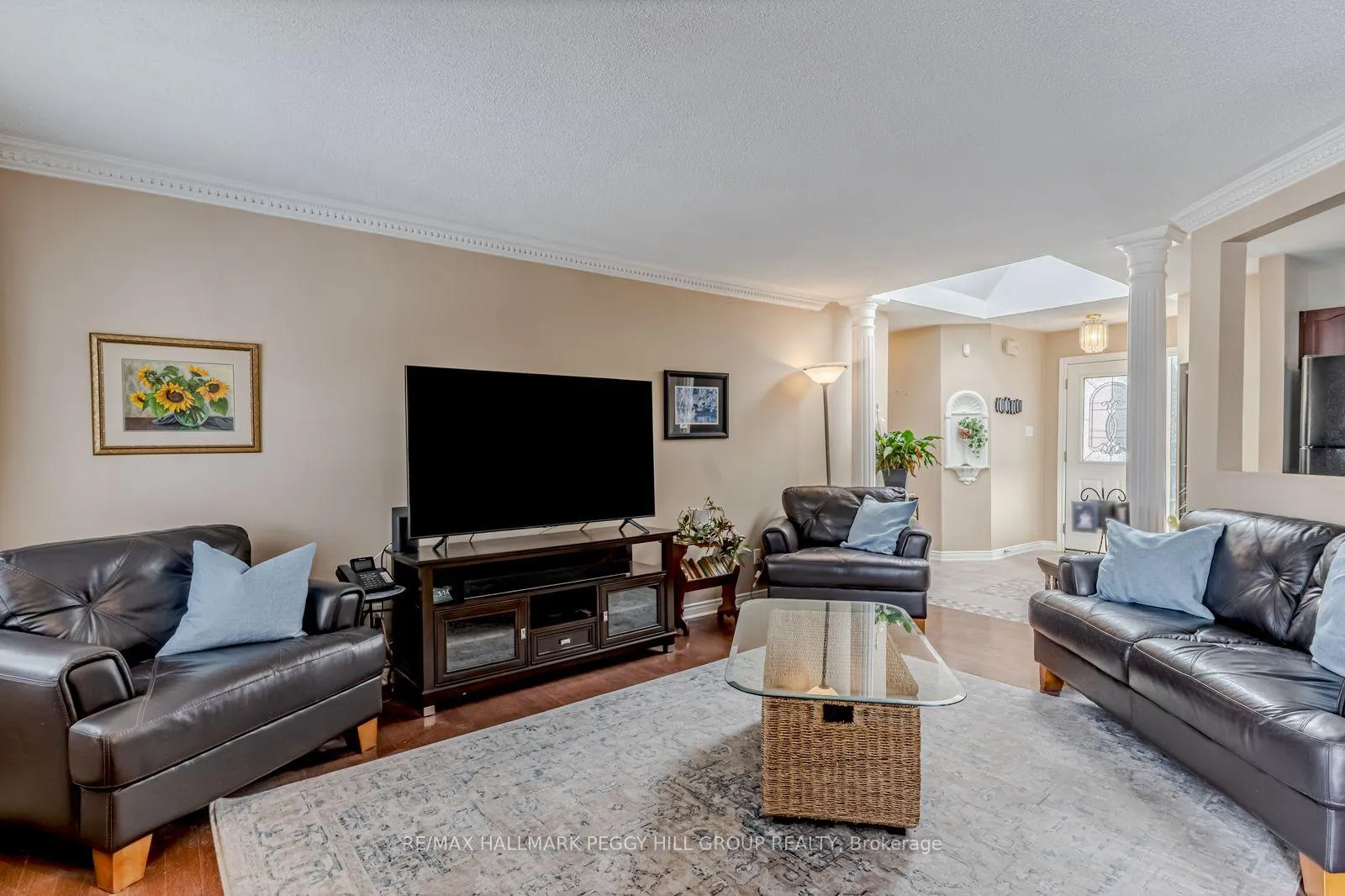 Photo 3 of 25 Kell Place, Barrie, Bayshore — HOMEH