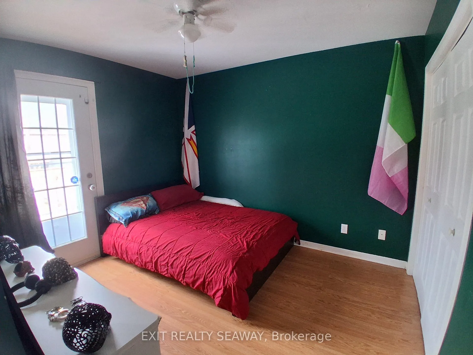 Photo 8 of 303 Eleventh Street W, Cornwall — HOMEH