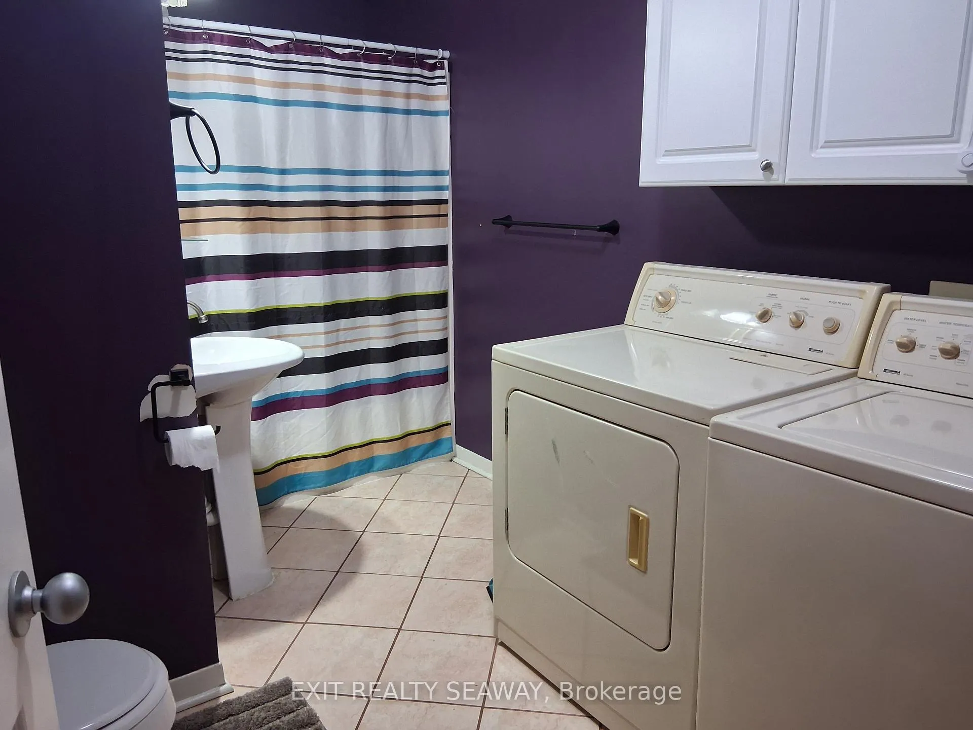 Photo 10 of 303 Eleventh Street W, Cornwall — HOMEH