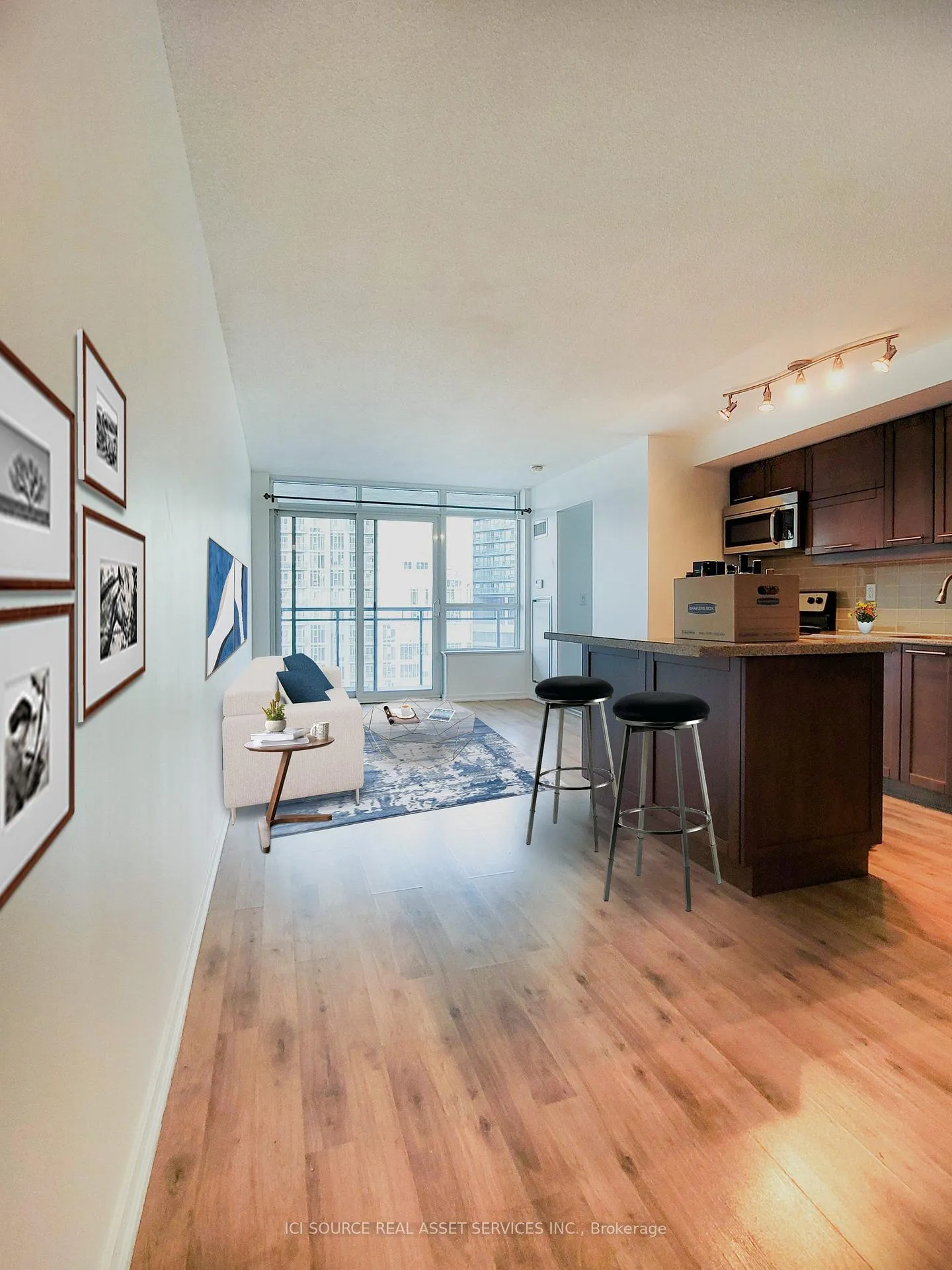 Photo 2 of Unit 1025, 38 Joe Shuster Way, Toronto, South Parkdale — HOMEH