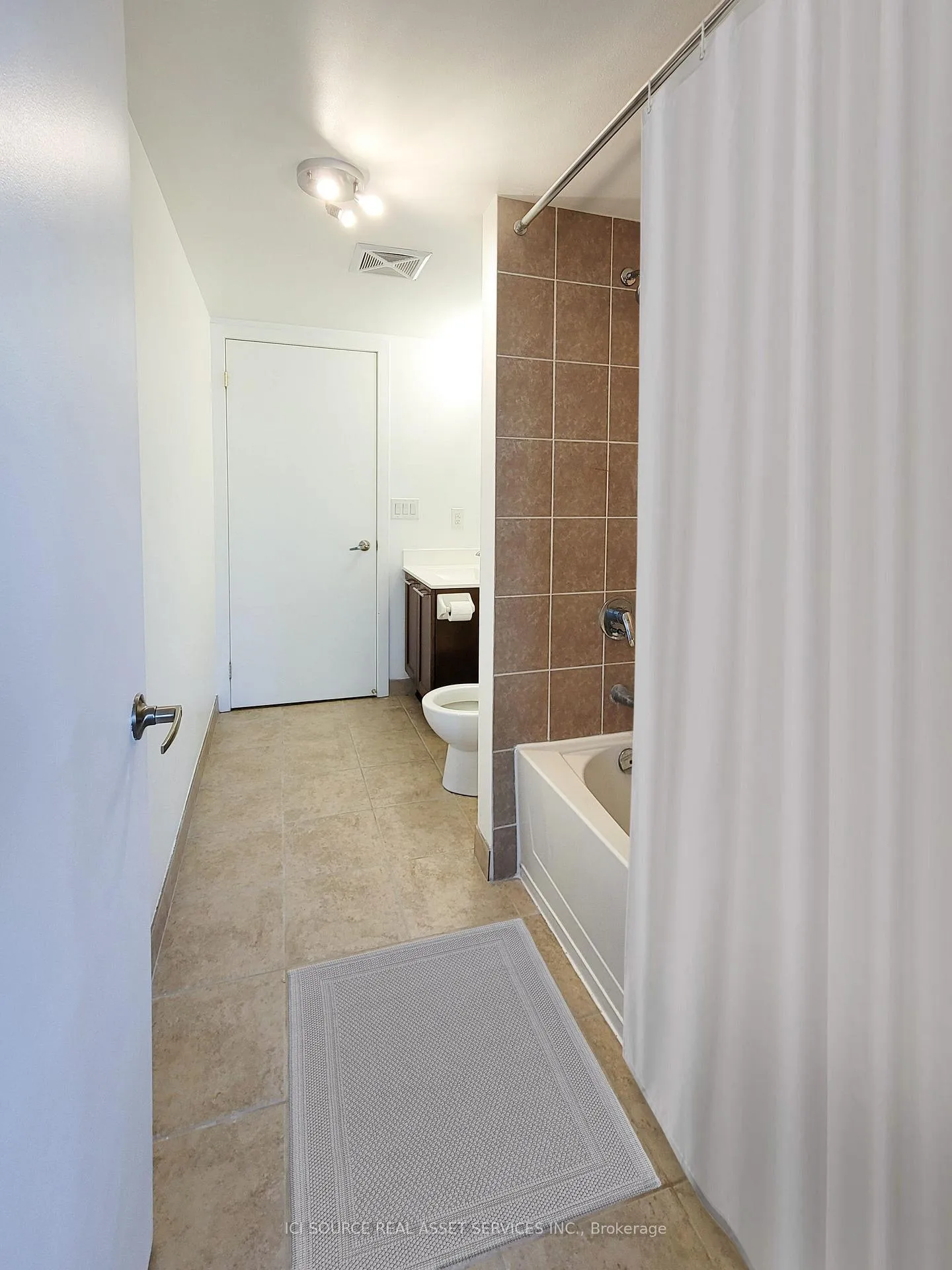 Photo 8 of Unit 1025, 38 Joe Shuster Way, Toronto, South Parkdale — HOMEH