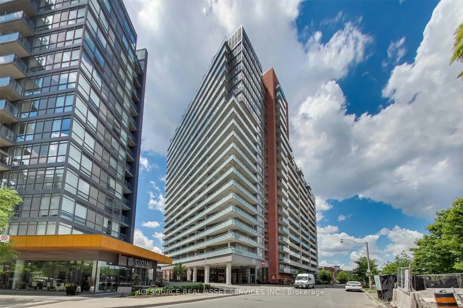 Photo 13 of Unit 1025, 38 Joe Shuster Way, Toronto, South Parkdale — HOMEH