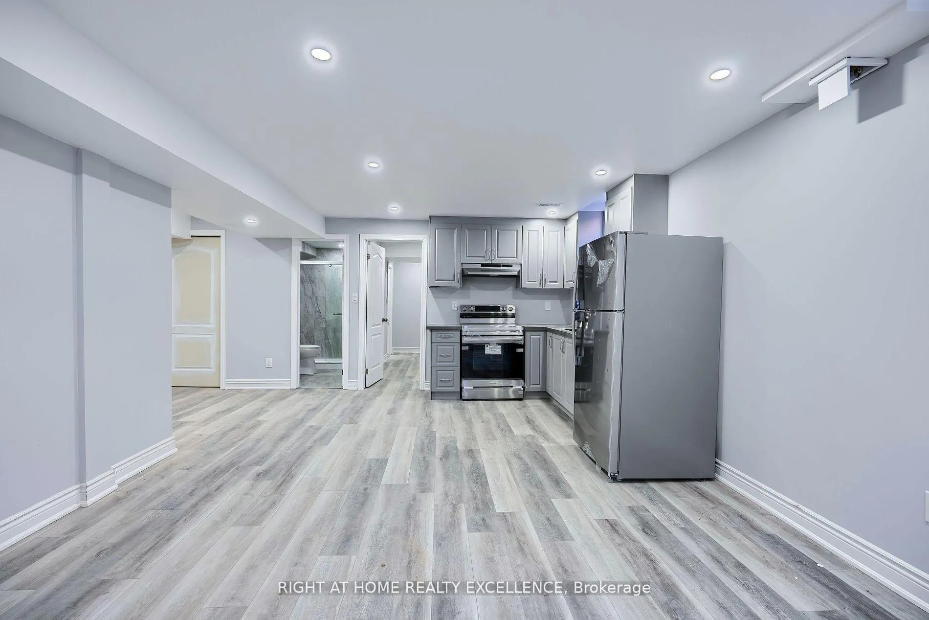 Photo 5 of Unit Lower, 36 Elverton Crescent, Brampton, Northwest Brampton — HOMEH