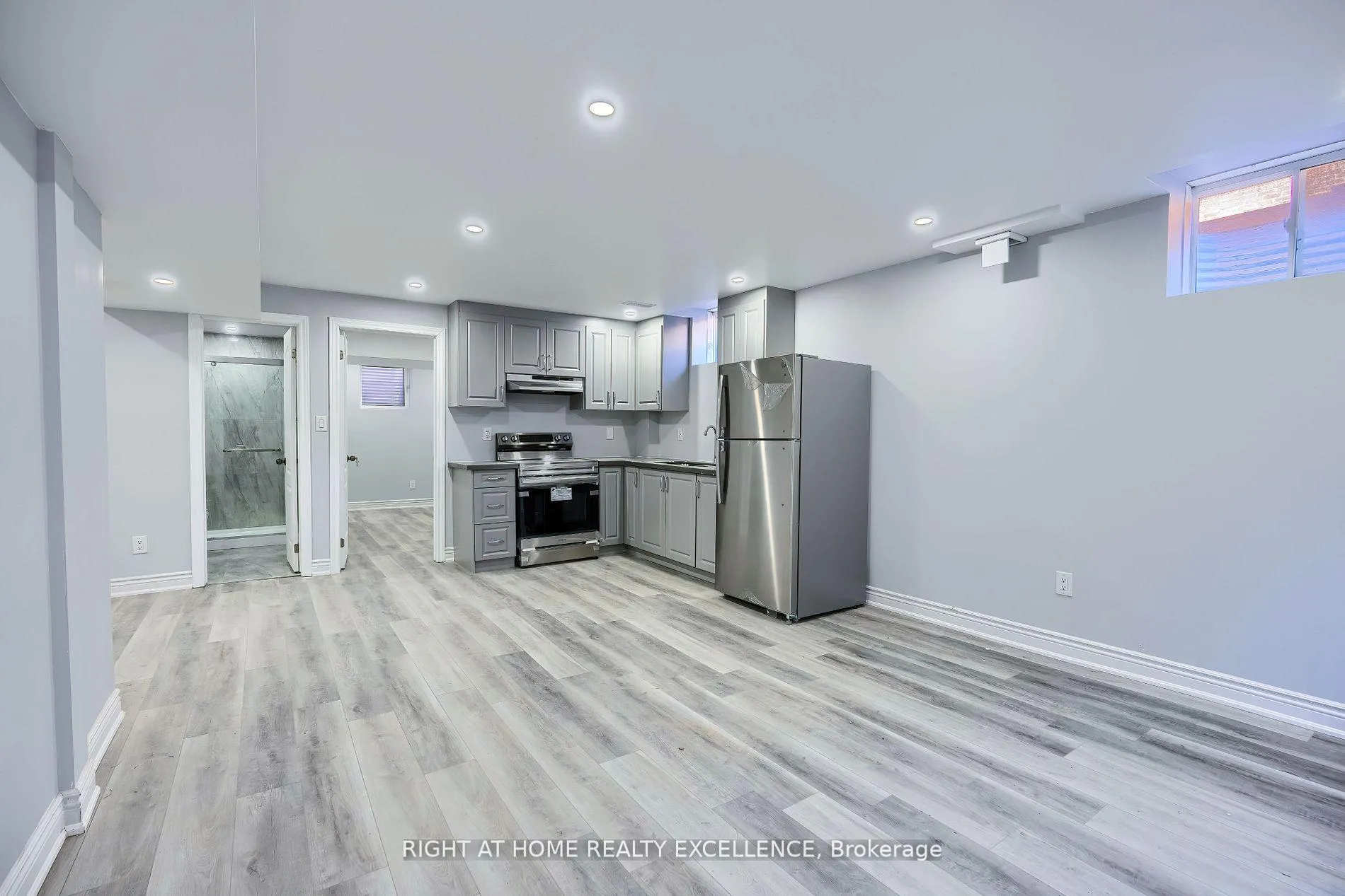 Photo 6 of Unit Lower, 36 Elverton Crescent, Brampton, Northwest Brampton — HOMEH
