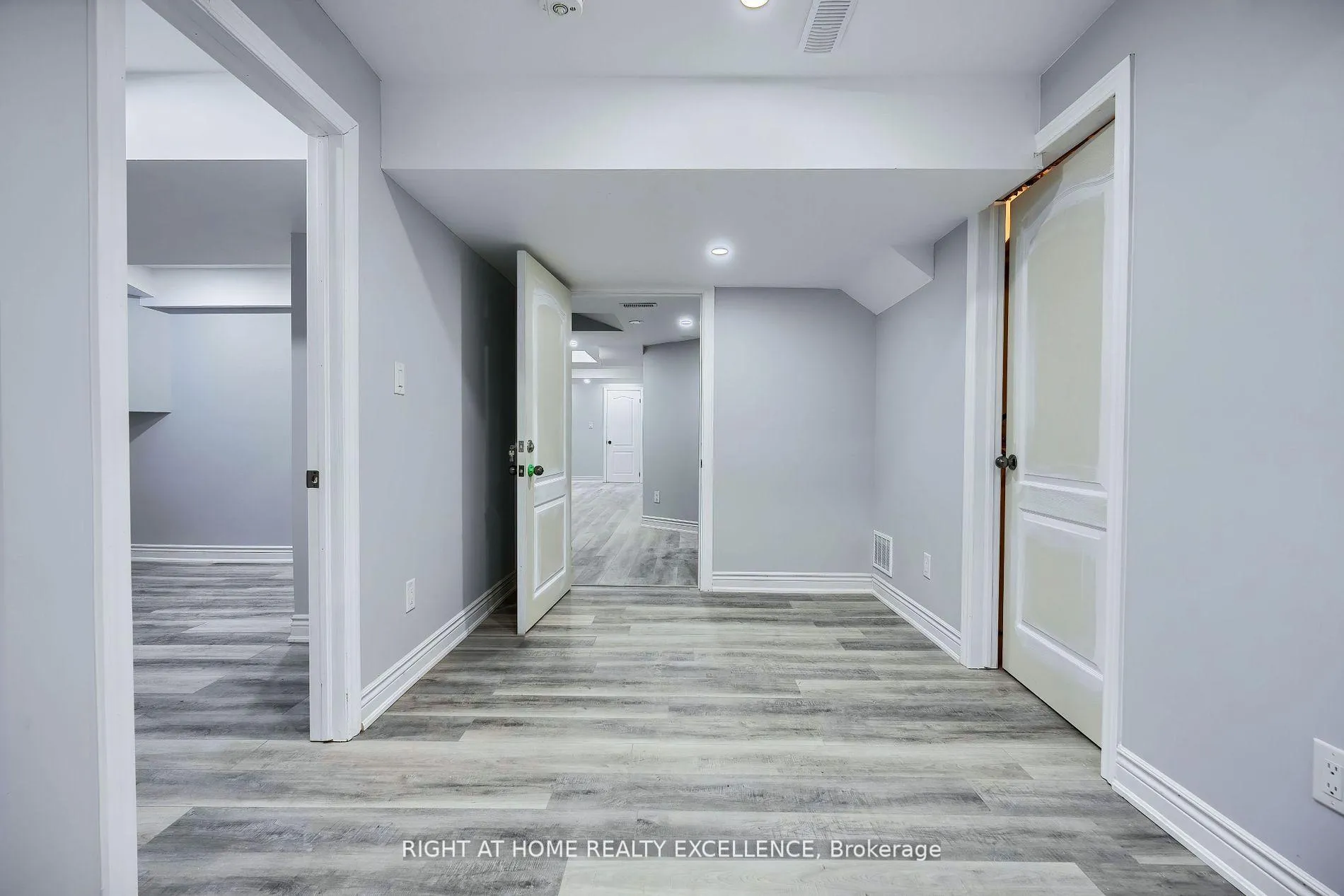 Photo 15 of Unit Lower, 36 Elverton Crescent, Brampton, Northwest Brampton — HOMEH