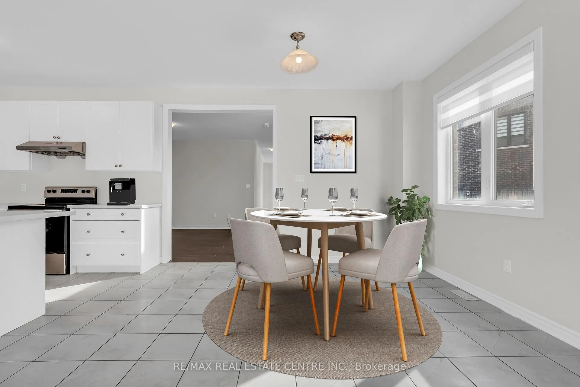 Photo 17 of 22 Spinland Street, Caledon, Rural Caledon — HOMEH