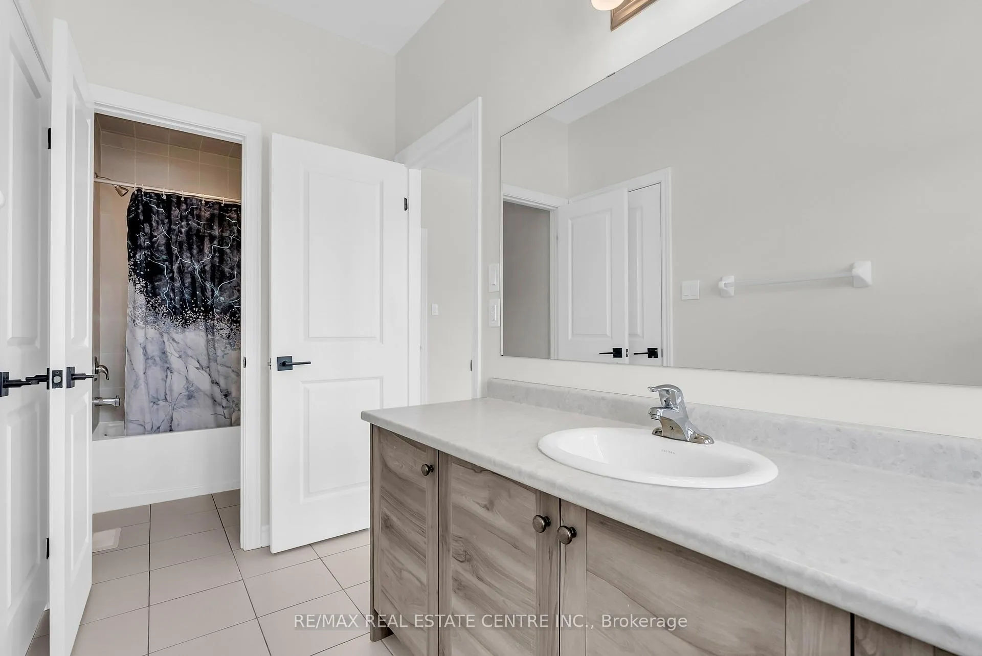 Photo 43 of 22 Spinland Street, Caledon, Rural Caledon — HOMEH