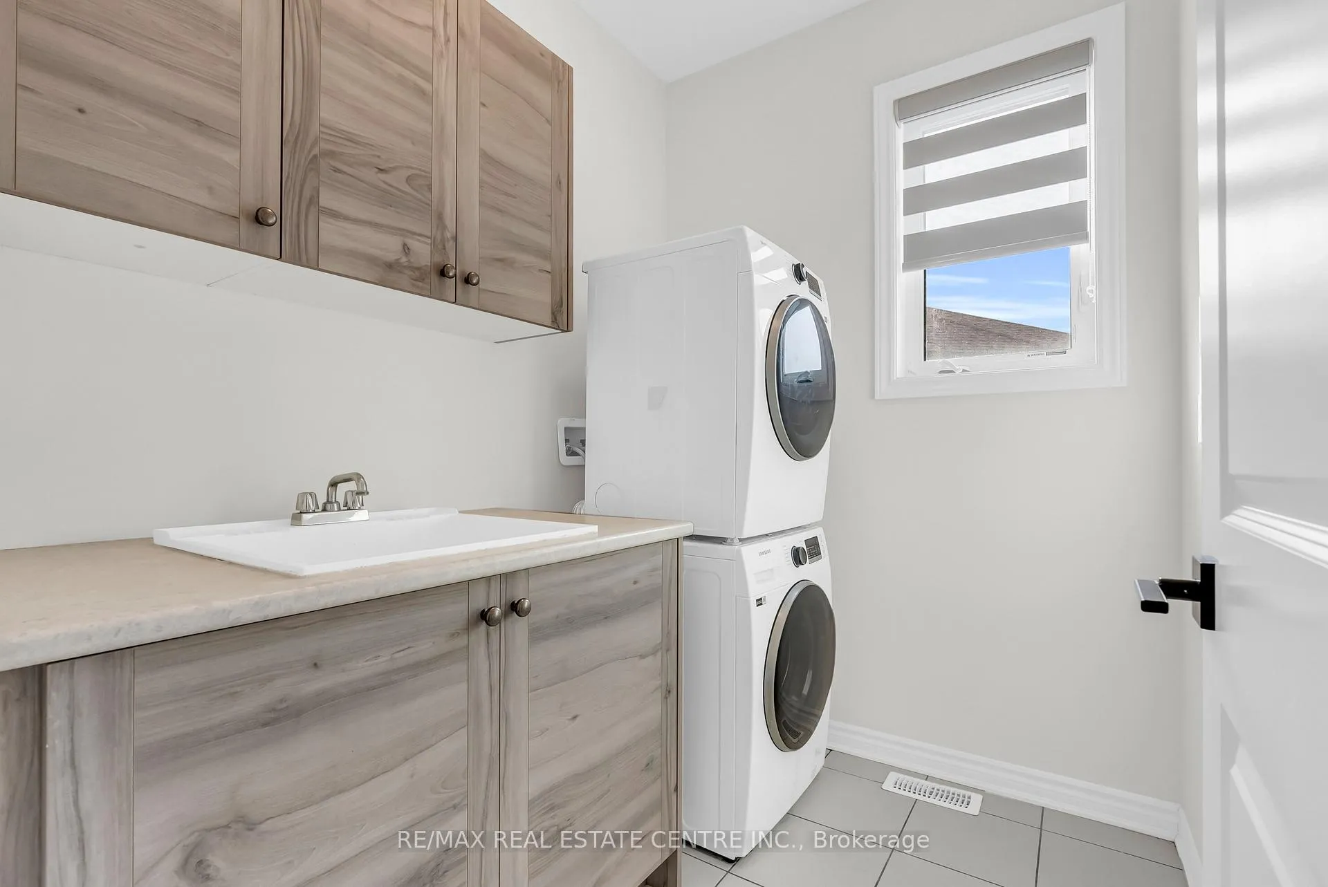 Photo 47 of 22 Spinland Street, Caledon, Rural Caledon — HOMEH