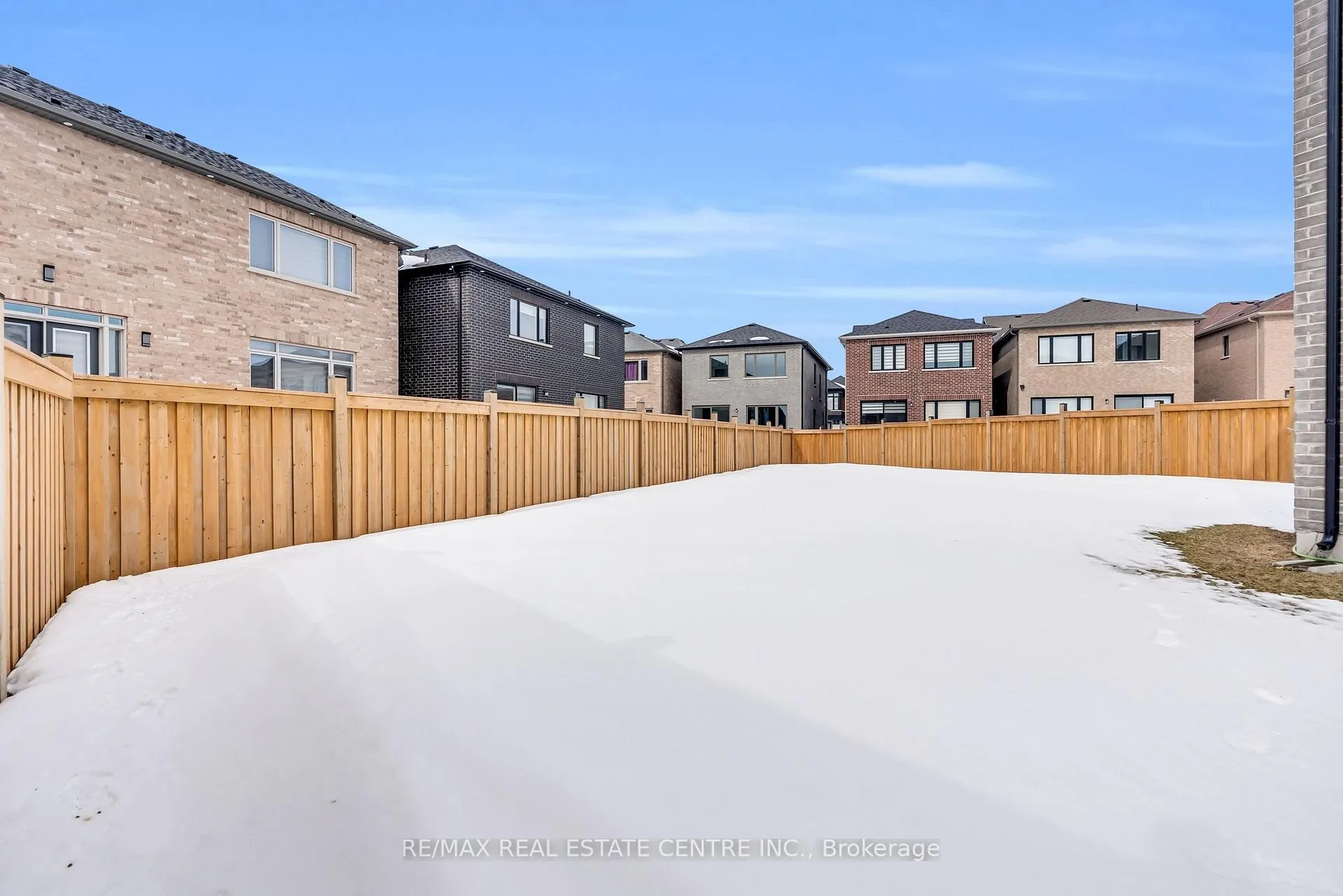 Photo 48 of 22 Spinland Street, Caledon, Rural Caledon — HOMEH
