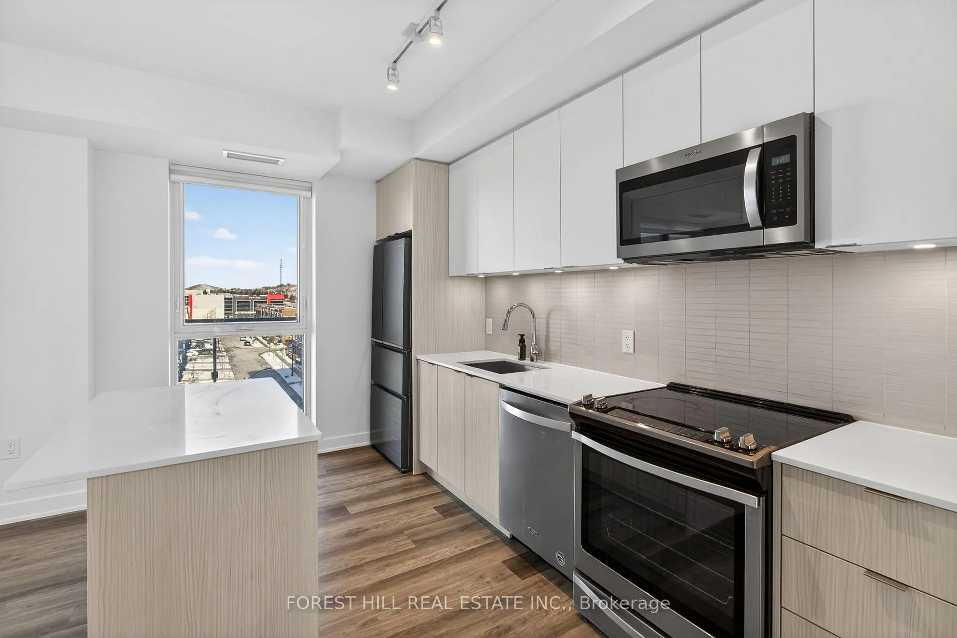 Photo 8 of Unit 529, 100 Eagle Rock Way, Vaughan, Rural Vaughan — HOMEH