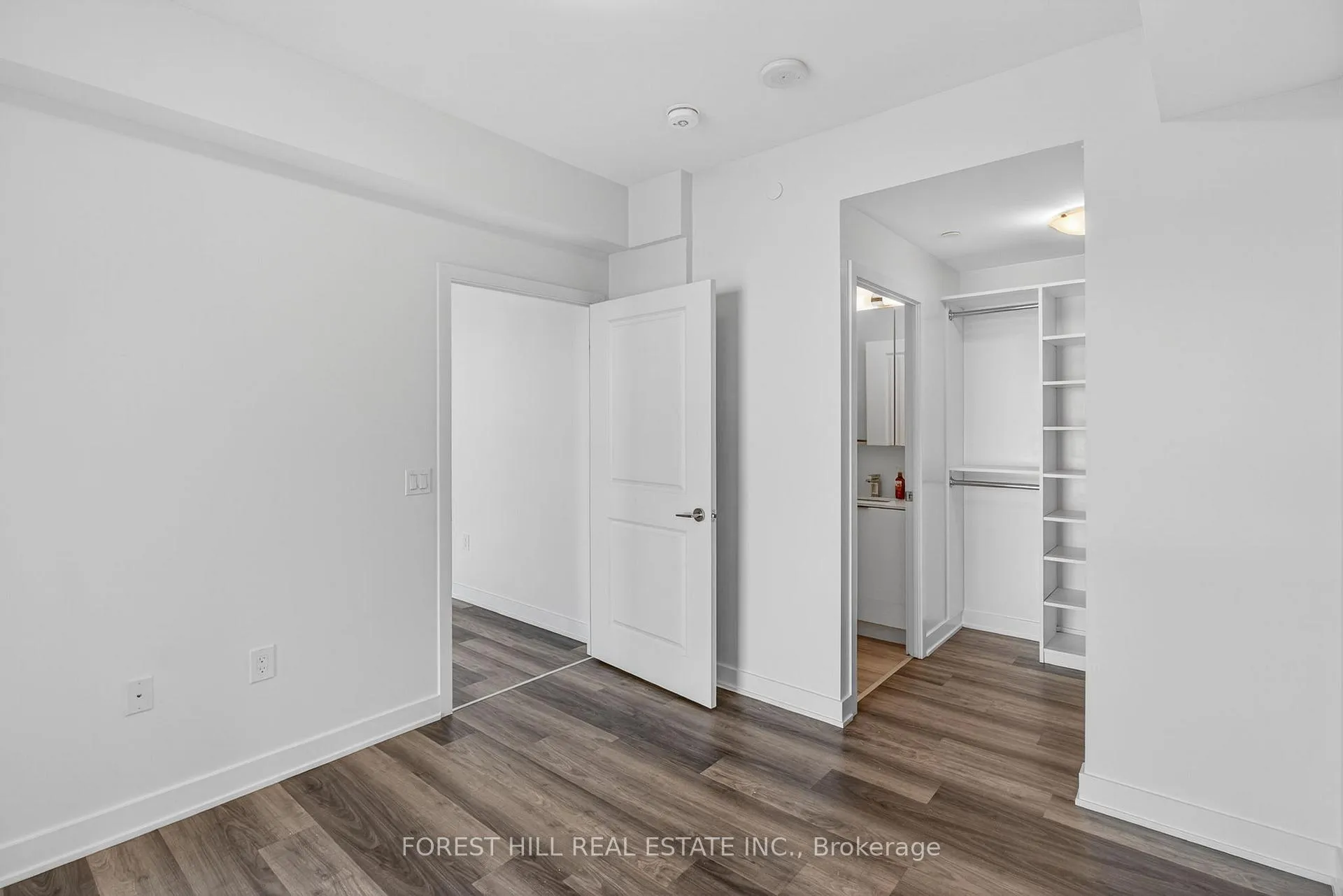 Photo 12 of Unit 529, 100 Eagle Rock Way, Vaughan, Rural Vaughan — HOMEH