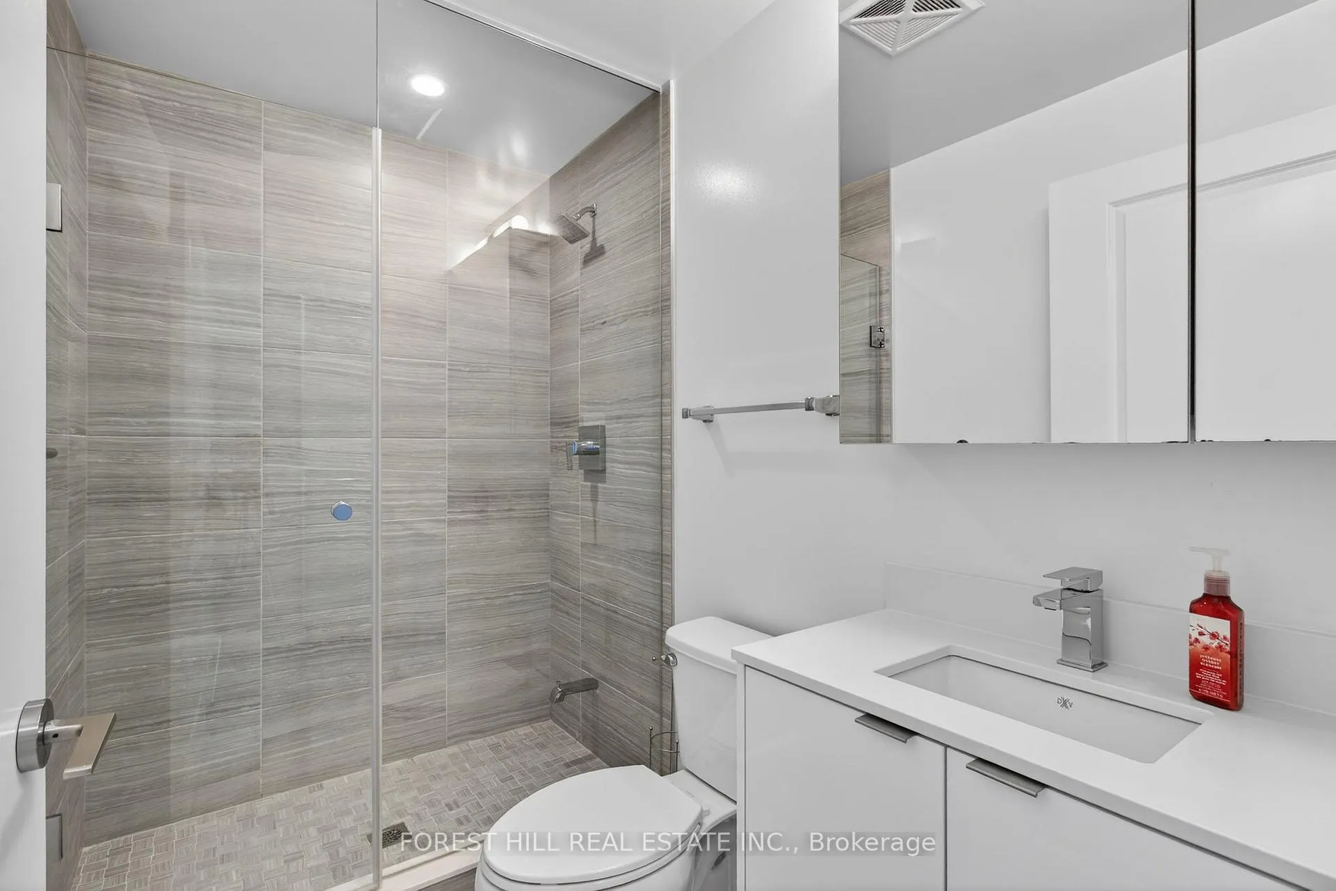 Photo 14 of Unit 529, 100 Eagle Rock Way, Vaughan, Rural Vaughan — HOMEH