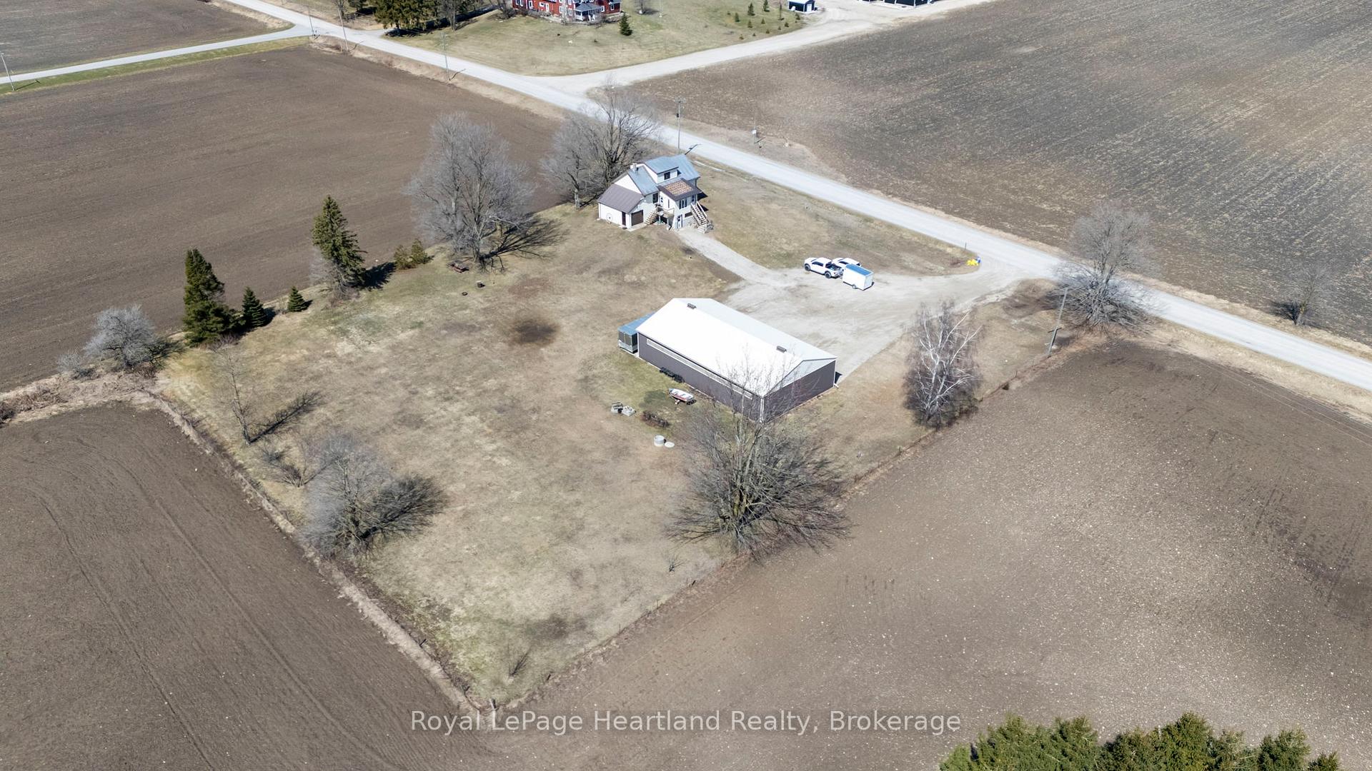 Photo 4 of 8558 Concession Rd 6, Mapleton, Rural Mapleton — HOMEH