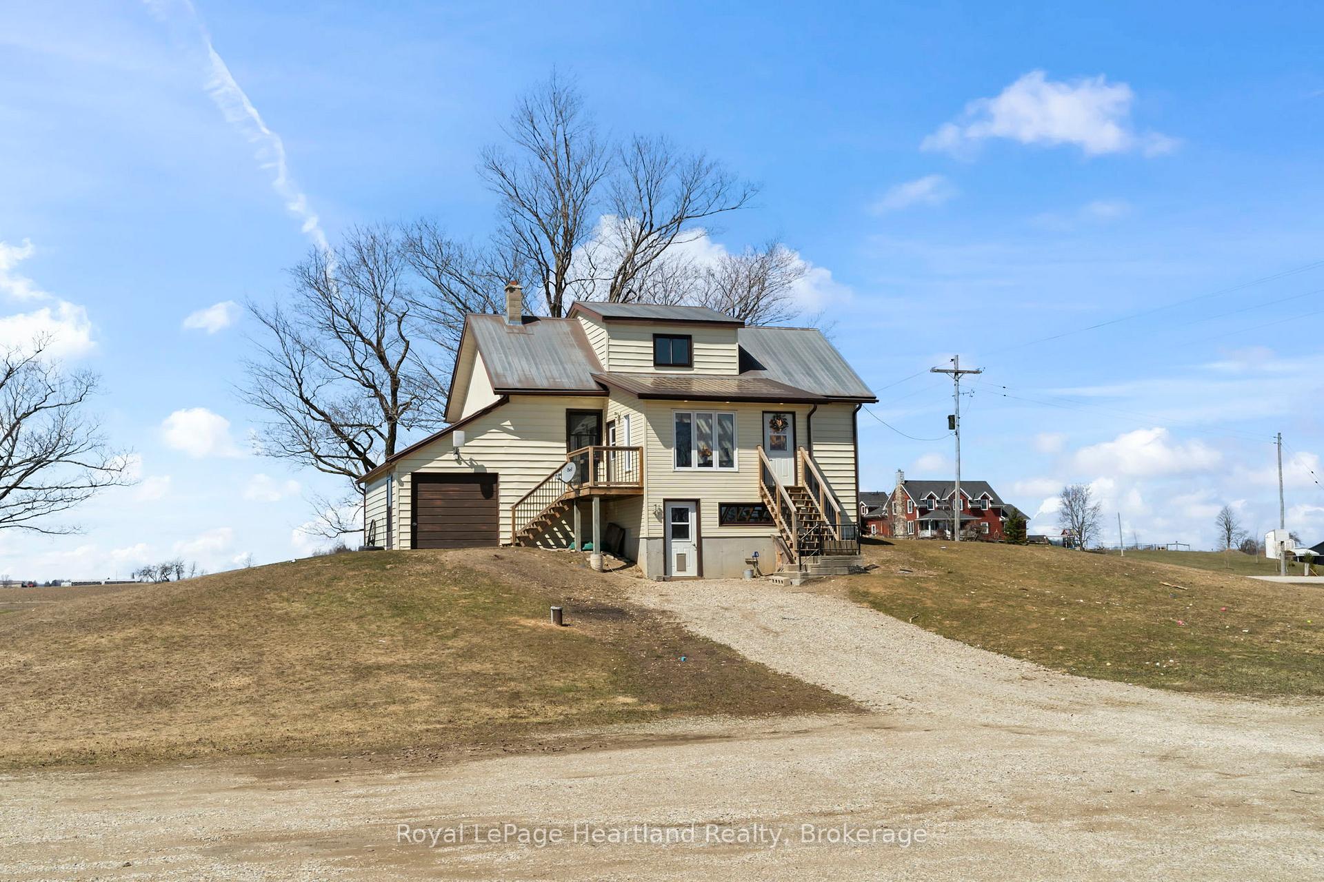 Photo 7 of 8558 Concession Rd 6, Mapleton, Rural Mapleton — HOMEH