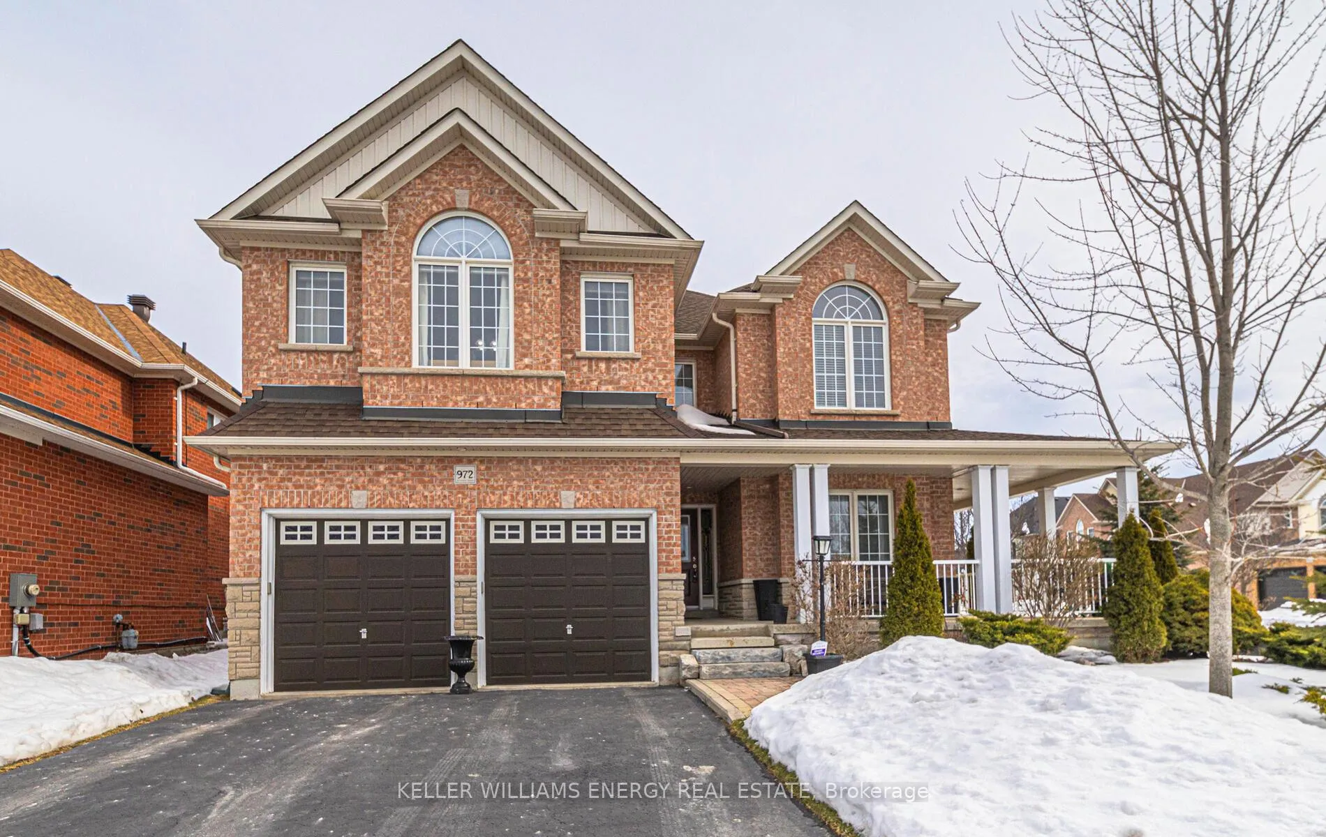 Photo 2 of 972 Greenleaf Circle, Oshawa, Taunton — HOMEH