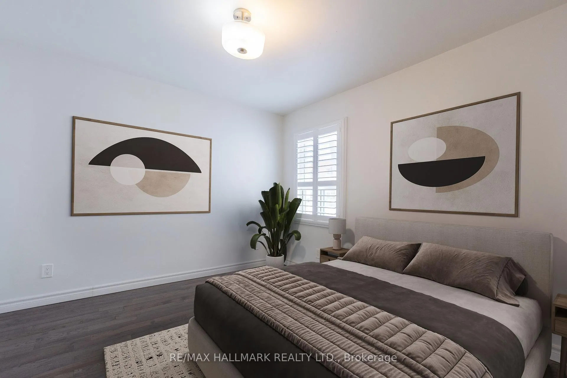 Photo 9 of 908 Eastern Avenue, Toronto, Greenwood-Coxwell — HOMEH