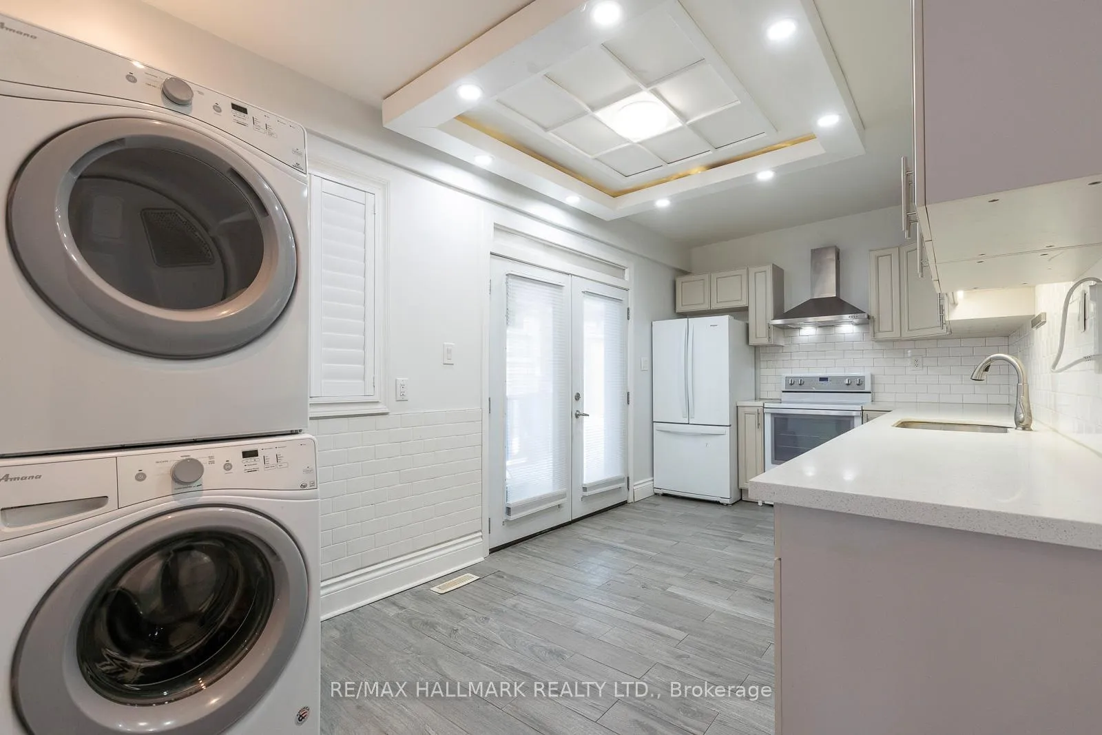 Photo 24 of 908 Eastern Avenue, Toronto, Greenwood-Coxwell — HOMEH