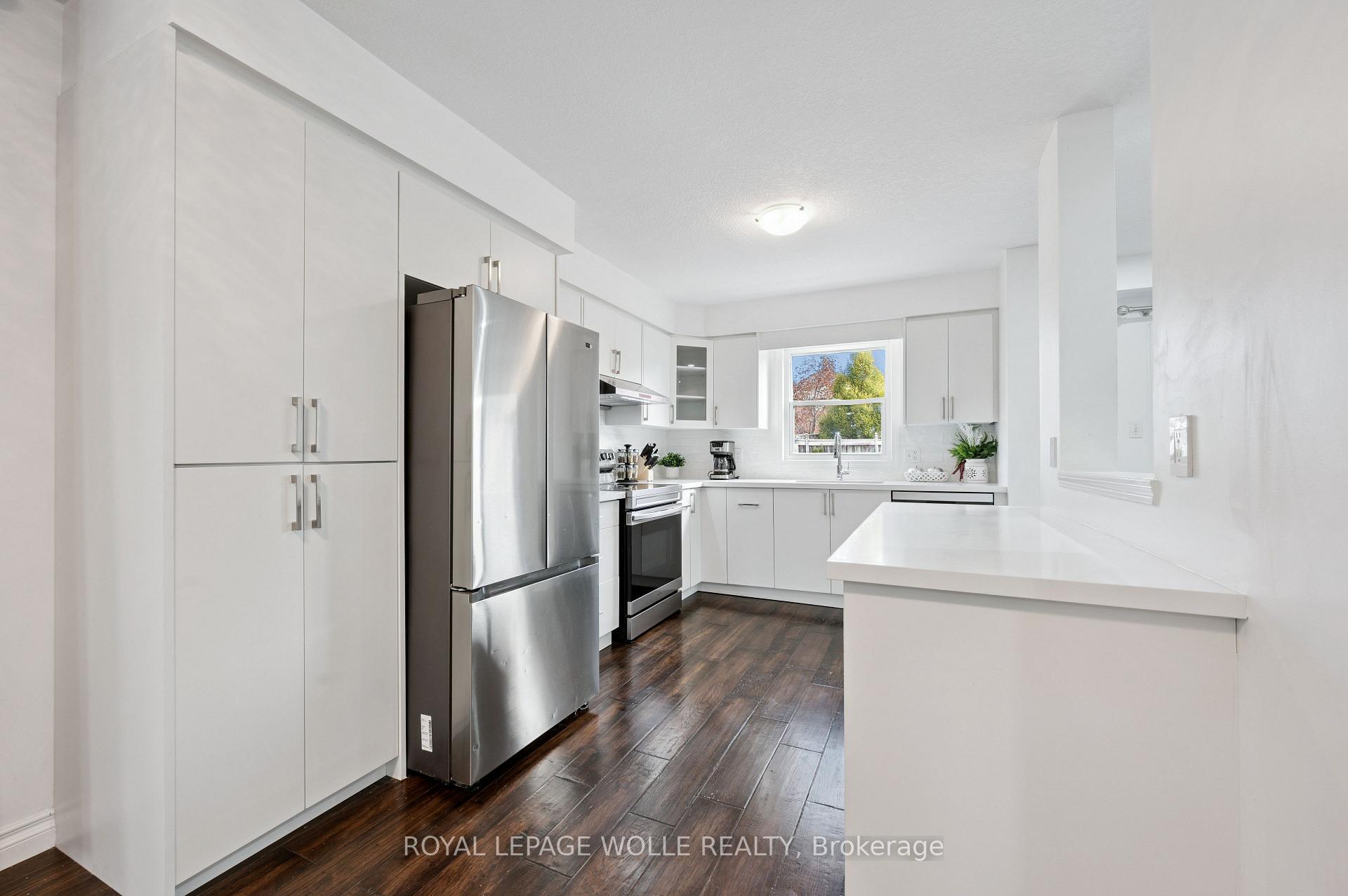 Photo 11 of 114 Woodbine Avenue, Kitchener — HOMEH