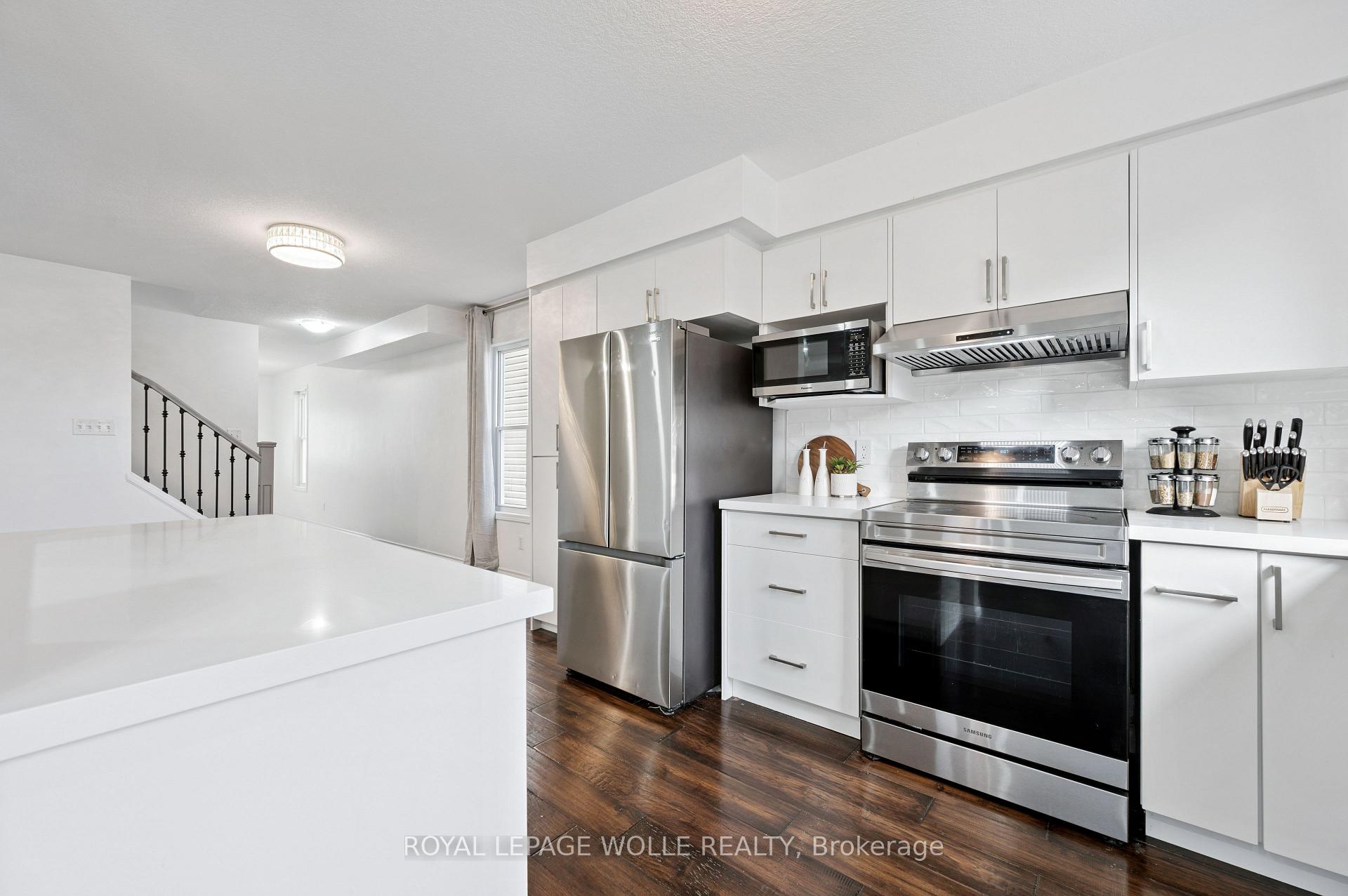 Photo 14 of 114 Woodbine Avenue, Kitchener — HOMEH